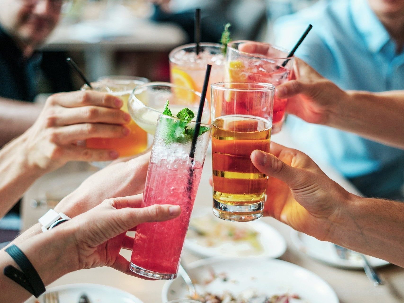 Der Alkoholkonsum in Österreich nimmt ab. Der Alkoholkonsum in Österreich nimmt ab.
