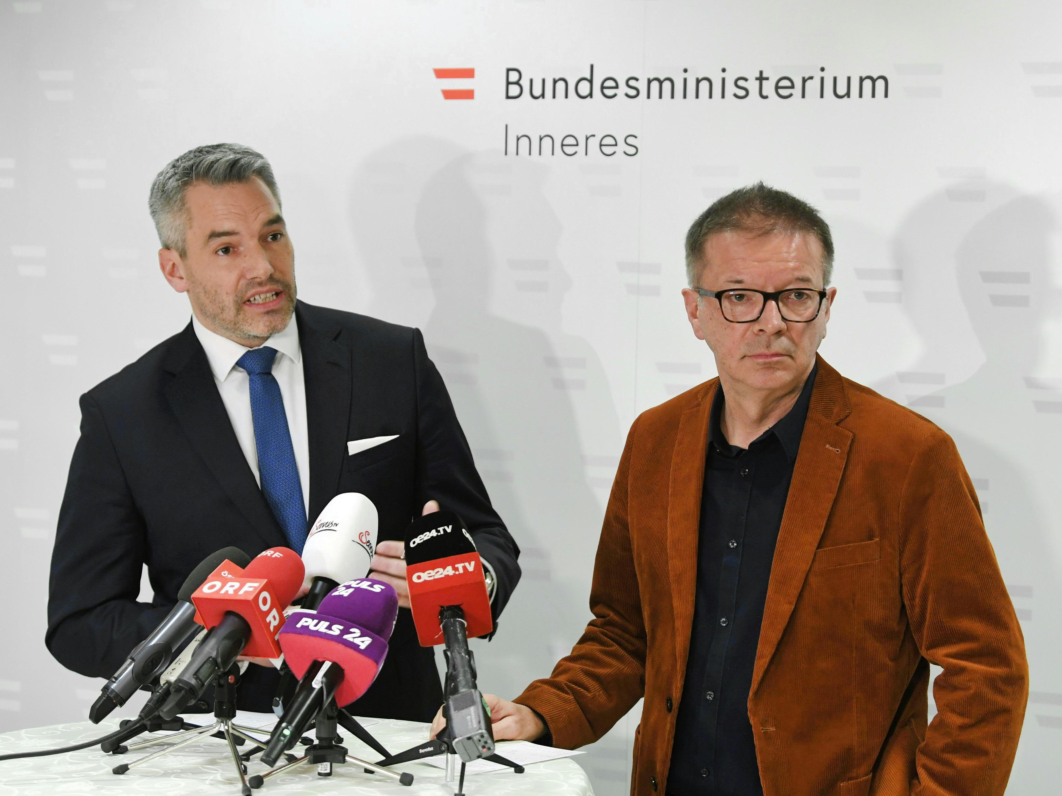 Am Montag wurde ein Einsatzstab eingerufen. Am Montag wurde ein Einsatzstab eingerufen.