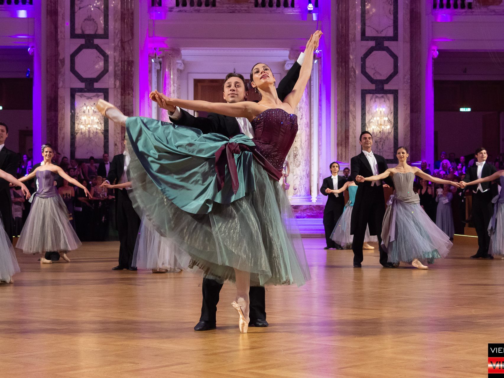 119. ZuckerBäckerball - Wiener Hofburg - 16.01.2020 Teil 2/3