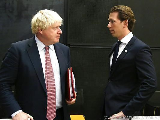 Die EU strebt eine enge Partnerschaft mit Großbritannien an Die EU strebt eine enge Partnerschaft mit Großbritannien an