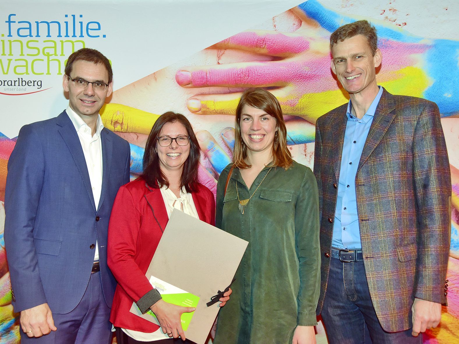(v.l.) Landeshauptmann Markus Wallner, Bürgermeisterin Katharina Wöß-Krall, Personalvertreterin Patricia Gohm und Amtsleiter Christian Breuß