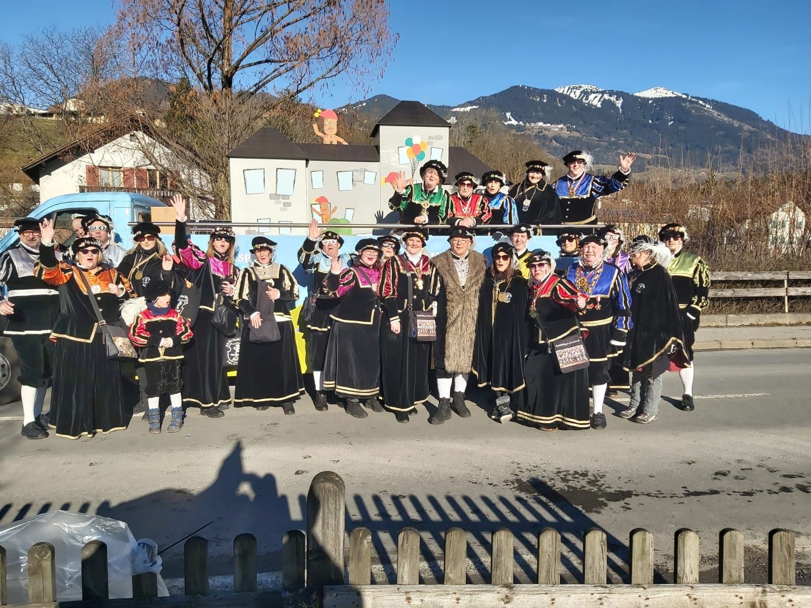 Die Spältabürger freuen sich auf zahlreiche Besucher! Die Spältabürger freuen sich auf zahlreiche Besucher!