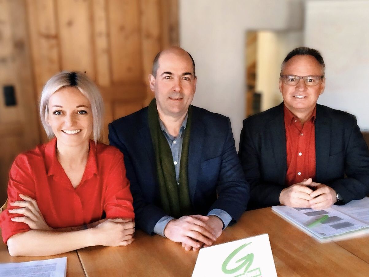 Nadine Dunst-Ender, Bürgermeisterkandidat Alejandro Schwaszta und LAbg. Christoph Metzler Nadine Dunst-Ender, Bürgermeisterkandidat Alejandro Schwaszta und LAbg. Christoph Metzler