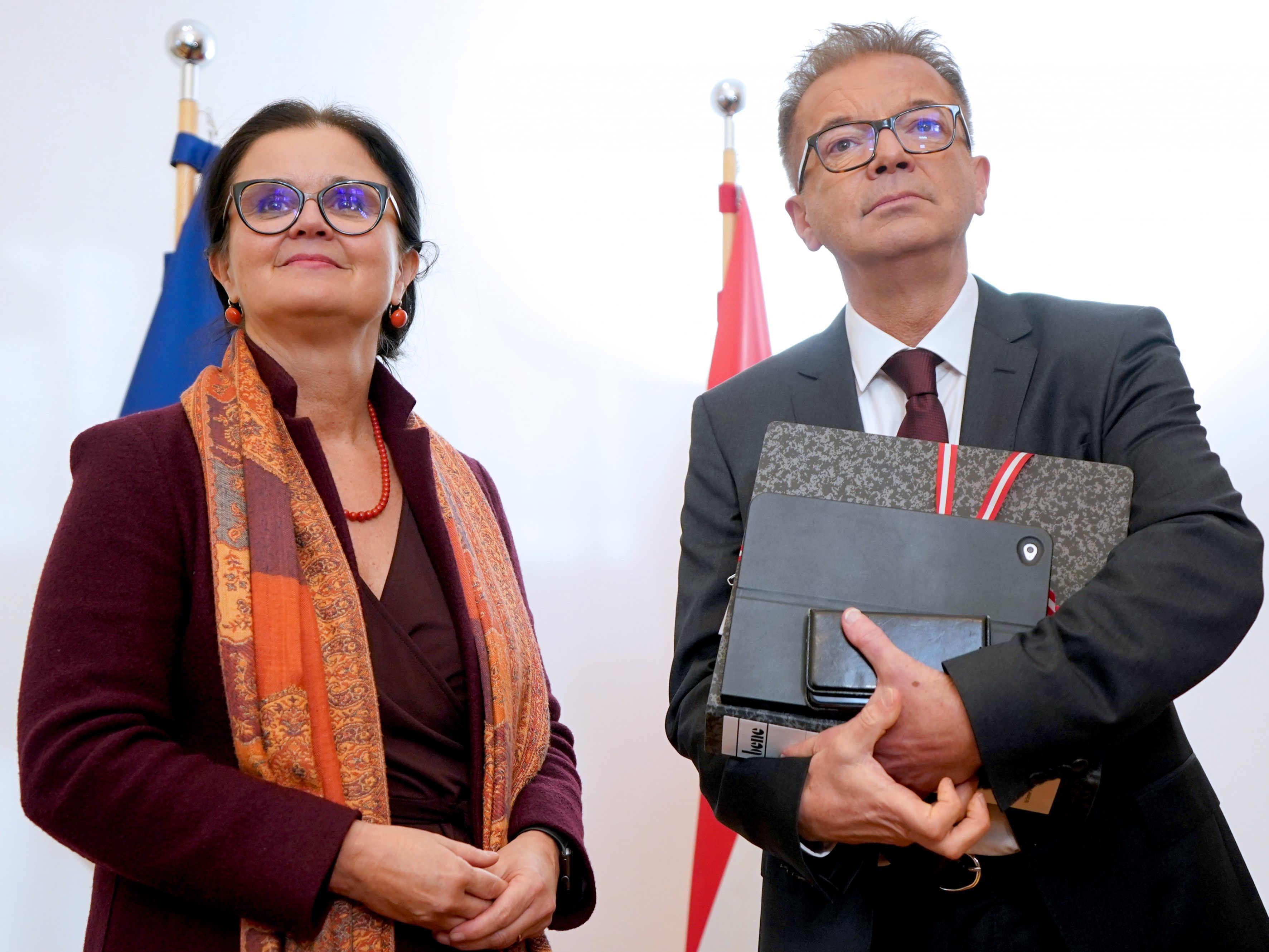 Die ehemalige Sozialministerin Brigitte Zarfl und Sozialminister Rudolf Anschober (Grüne)