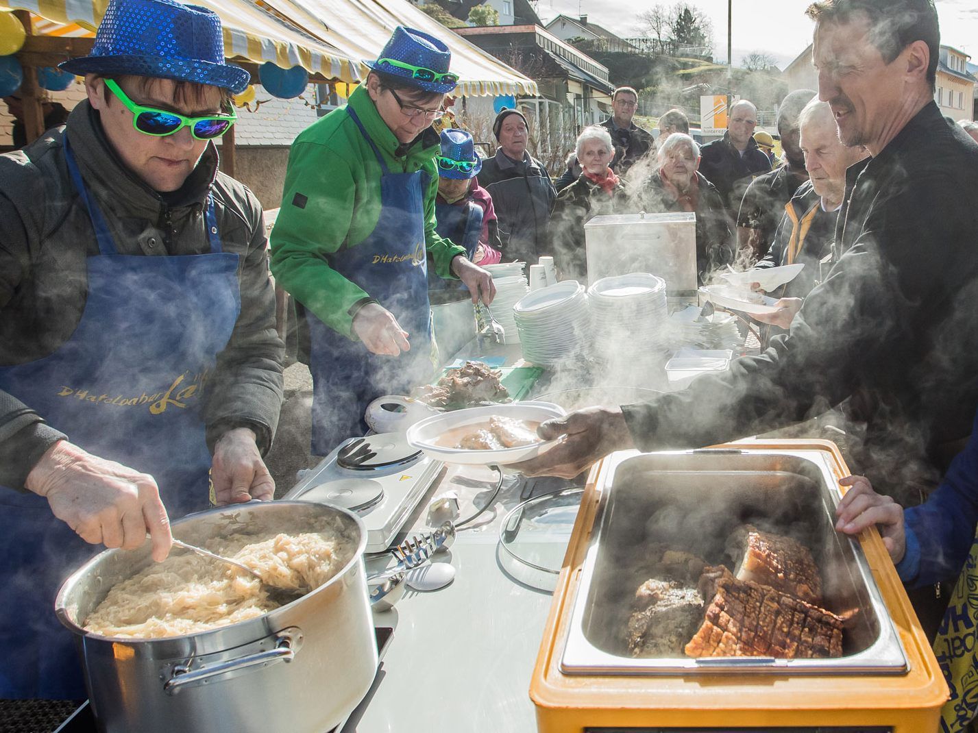 Die Hafoloabar Läbbe ergatterten rund 40 Kilo Braten. Die Hafoloabar Läbbe ergatterten rund 40 Kilo Braten.