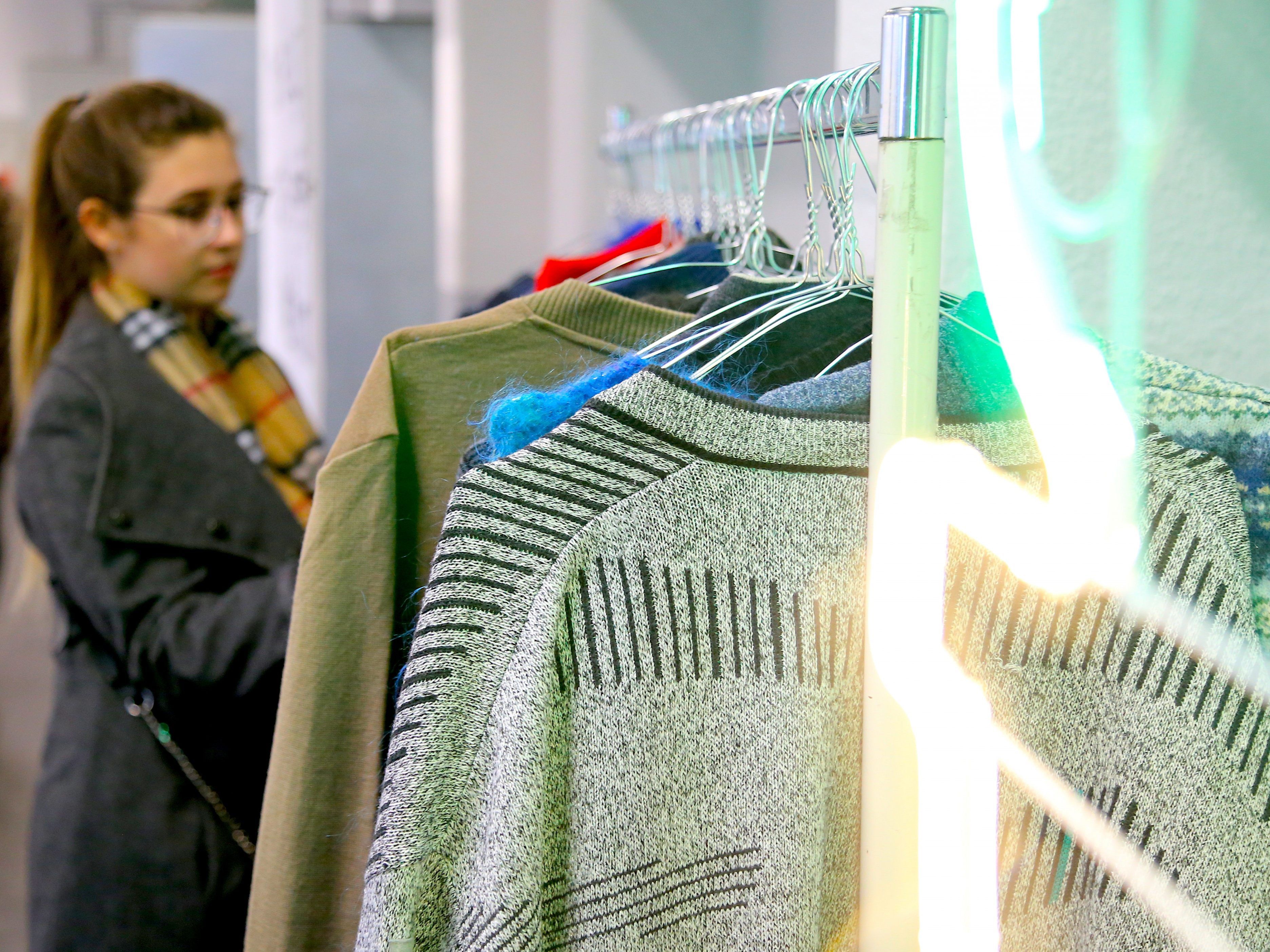 Hunderte Besucher fanden ein passendes Vintage-Unikat im "Kilo Sale". Hunderte Besucher fanden ein passendes Vintage-Unikat im "Kilo Sale".