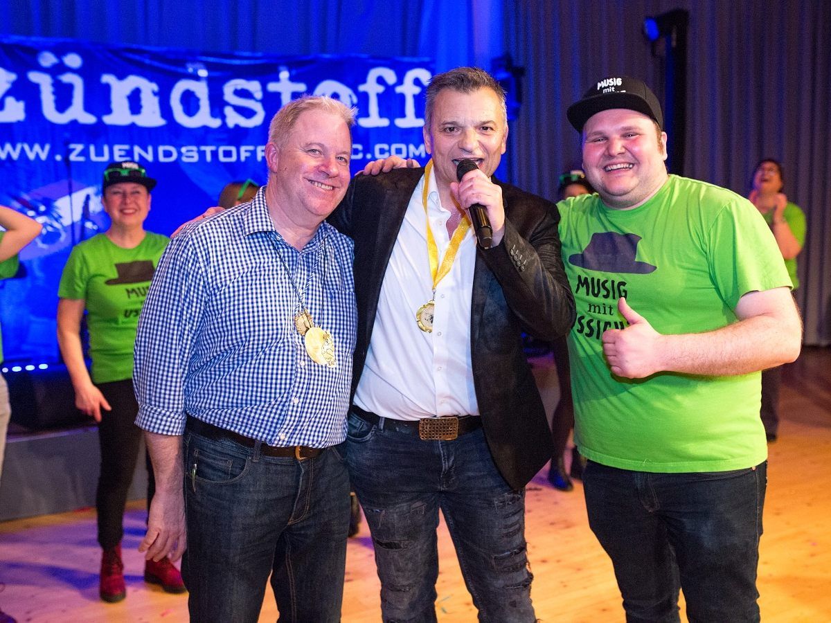 Gastgeber Hanspeter Tauber mit Markus Wolfahrt und Michael Lenz (MVB). Gastgeber Hanspeter Tauber mit Markus Wolfahrt und Michael Lenz (MVB).