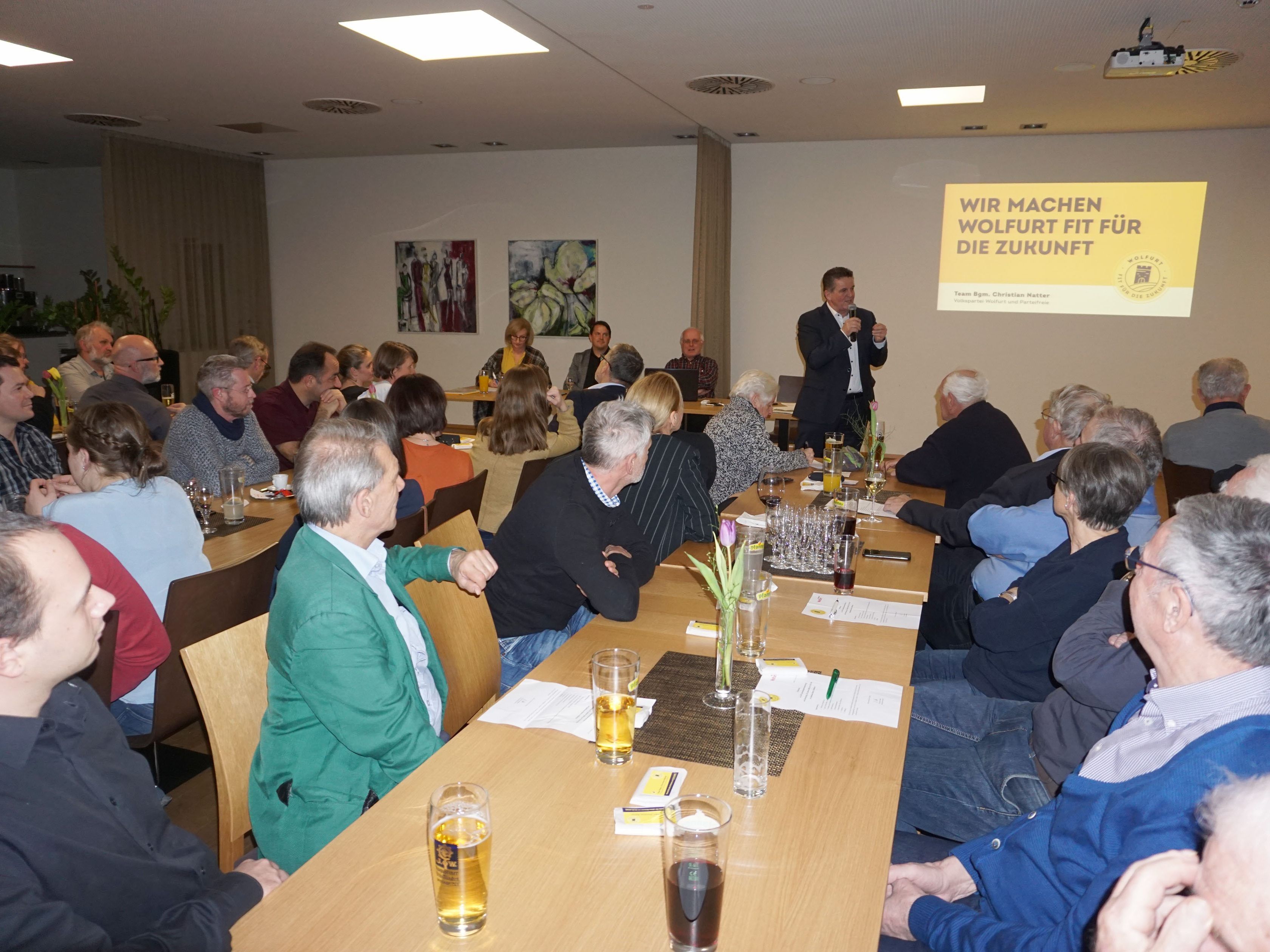 Bürgermeister Christina Natter bei der Präsentation seines Wahlprogramms. Bürgermeister Christina Natter bei der Präsentation seines Wahlprogramms.