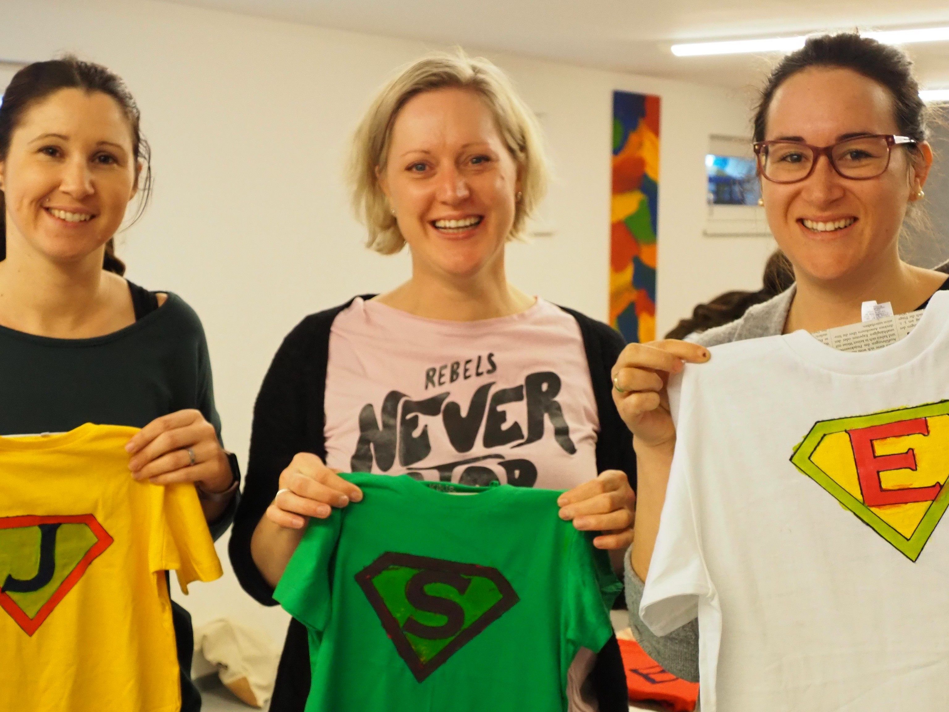 Sandra, Sabrina, Stefanie vom Familienverband Viktorsberg Sandra, Sabrina, Stefanie vom Familienverband Viktorsberg