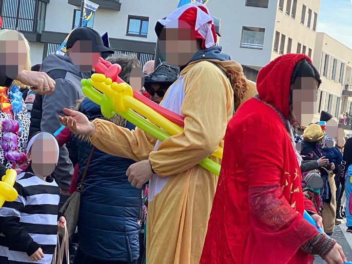 Vermeintliche Gratis-Luftballons: Ist das der neue Bettlertrick? Vermeintliche Gratis-Luftballons: Ist das der neue Bettlertrick?