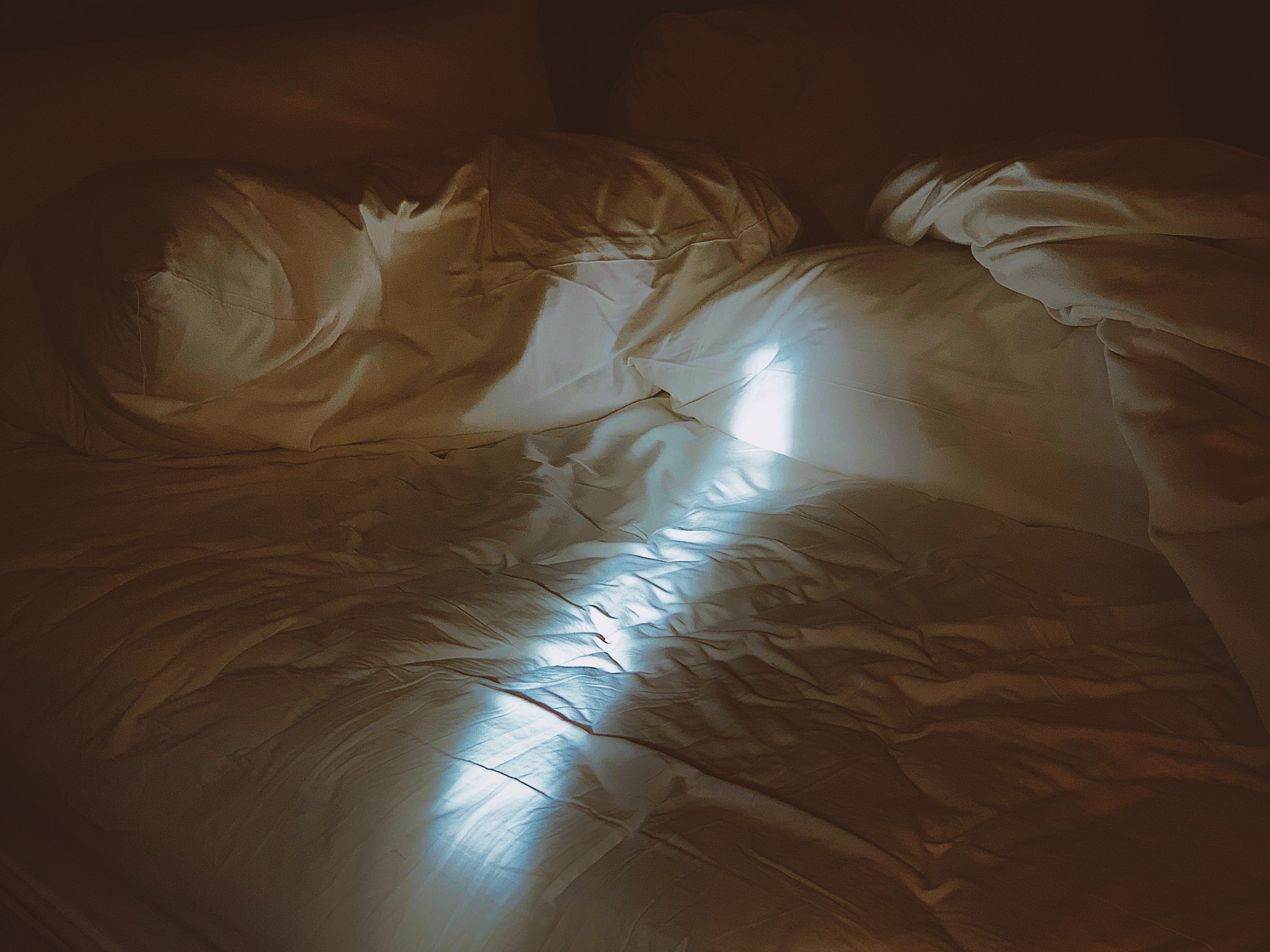 In einem Schlafzimmer in Hohenweiler fing eine Heizdecke Feuer.