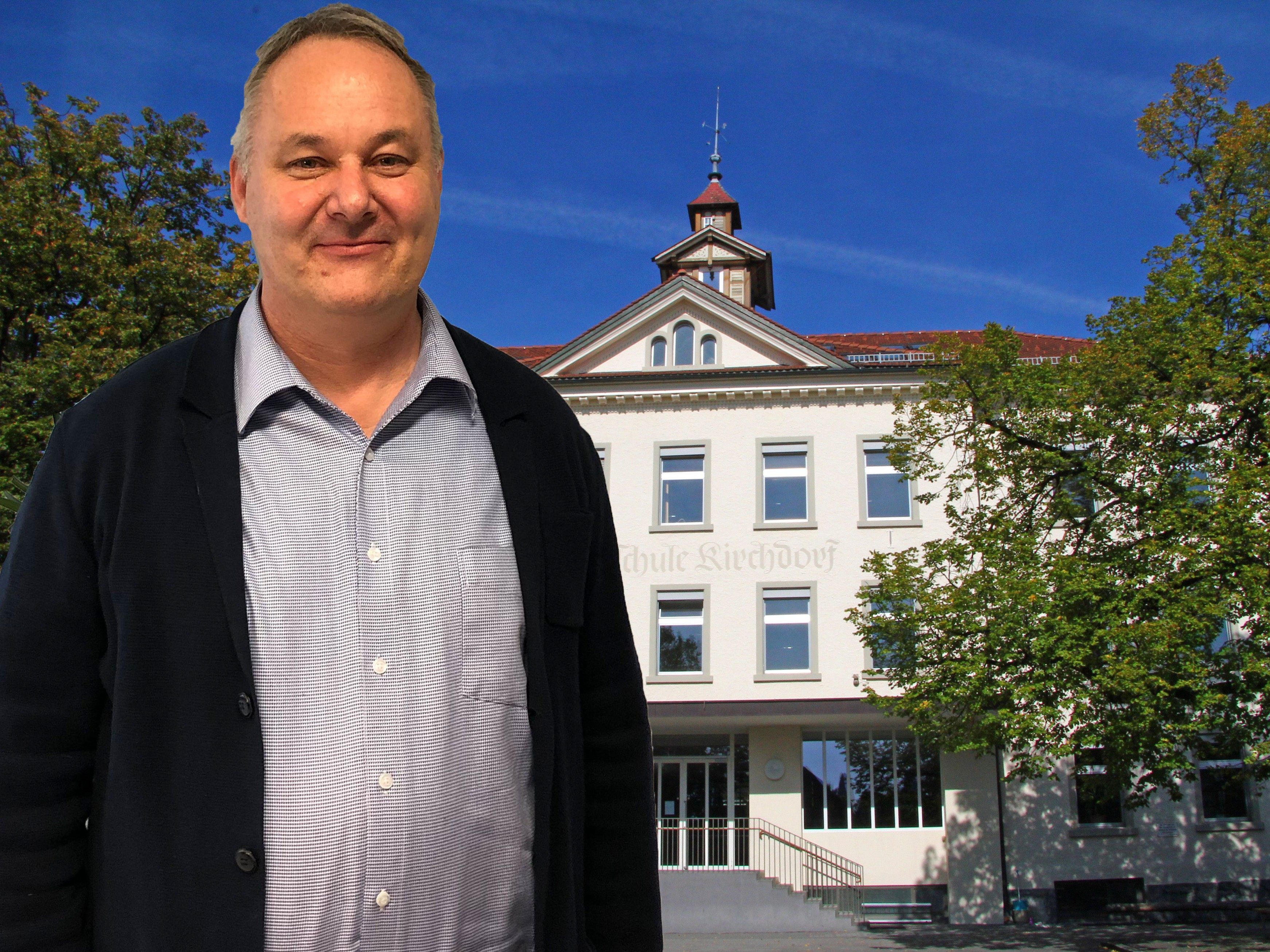 Schlussendlich lenkt die Schule ein. Schlussendlich lenkt die Schule ein.