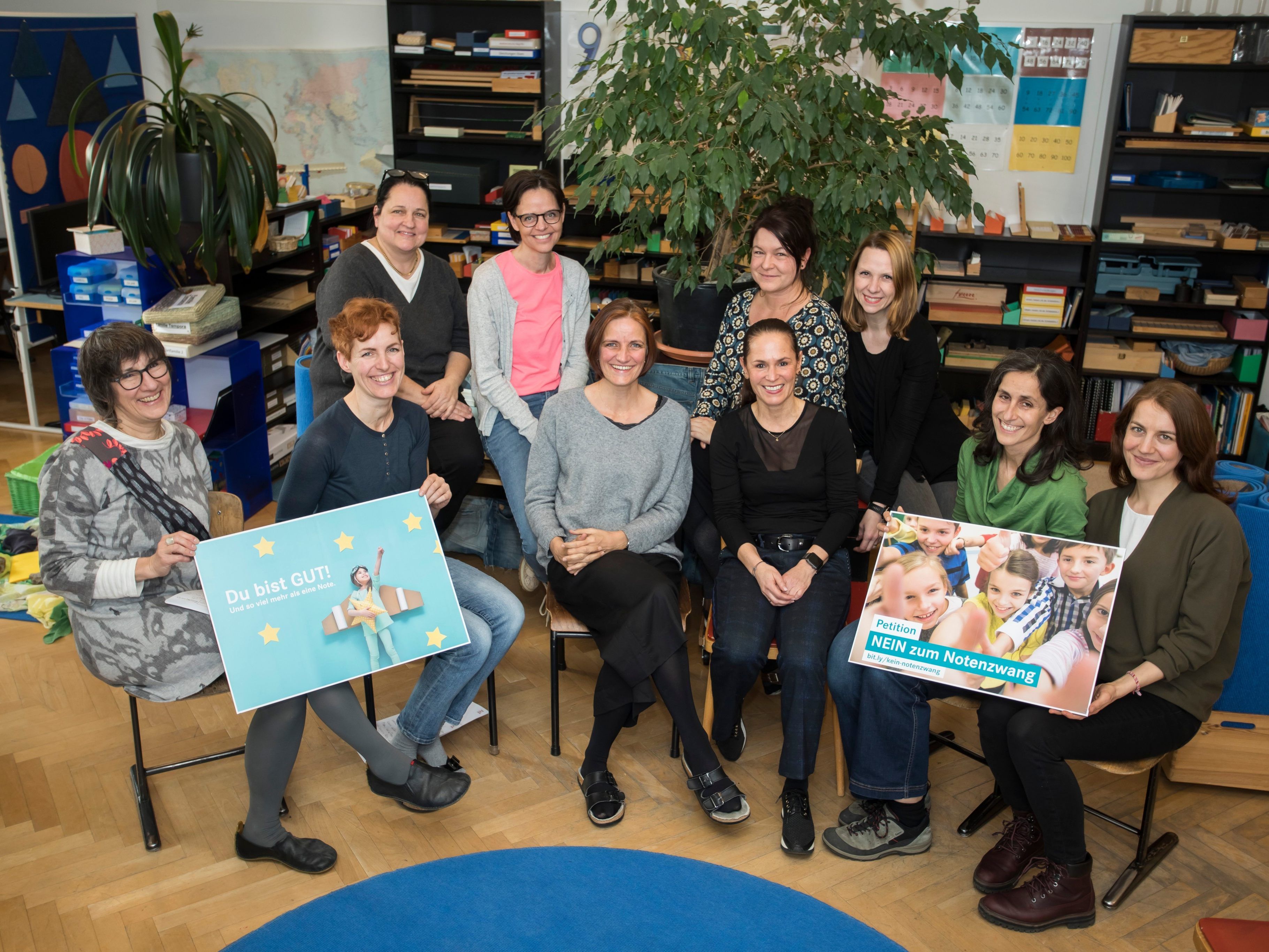 Notenstreit an Volksschule: Droht den Lehrerinnen jetzt die Kündigung?