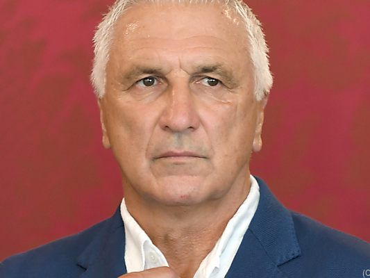 Spazierengehen und Musikhören sind Krankls Gebote der Stunde