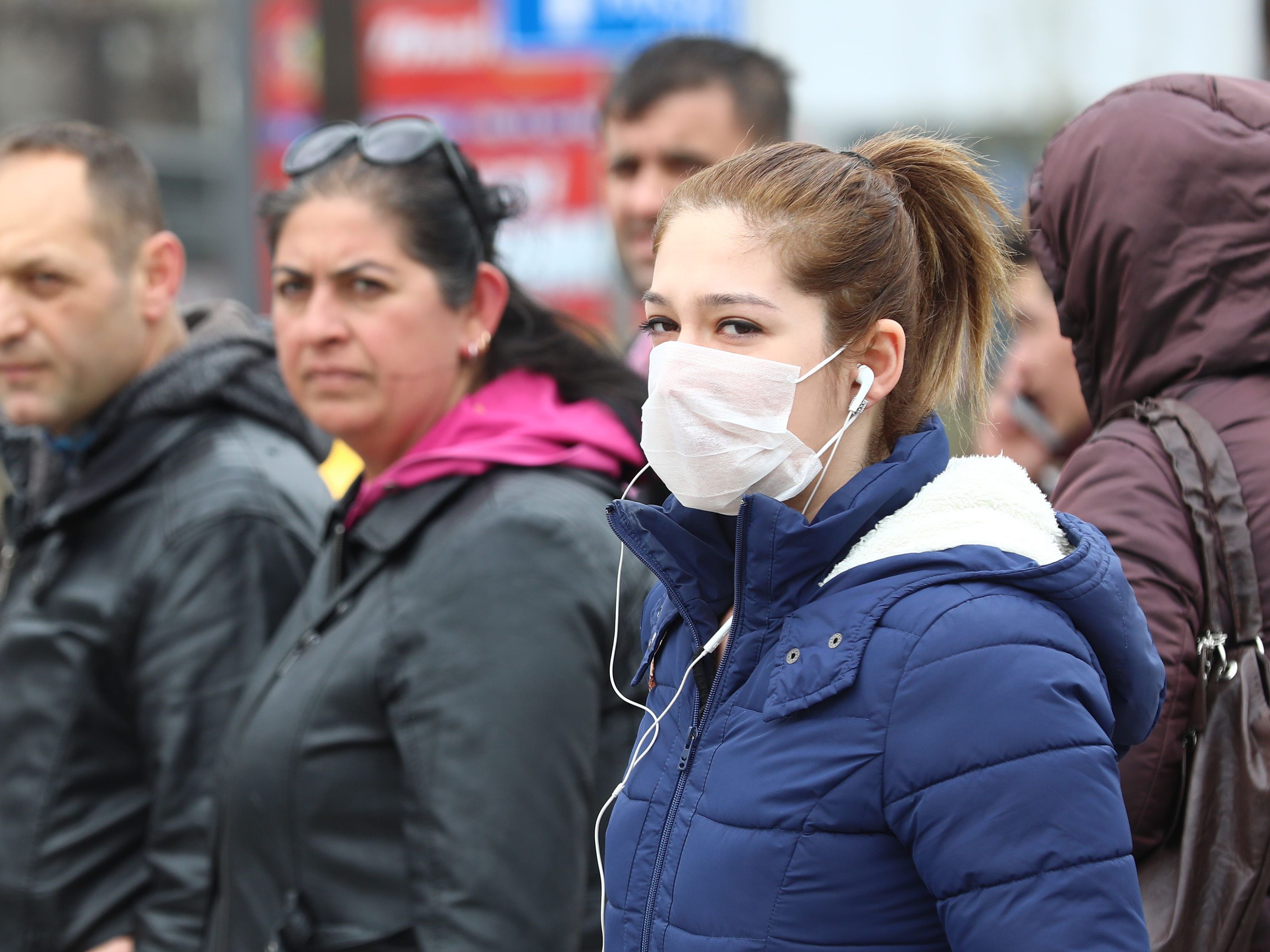 Coronavirus - Psychologin: Angst steigt und hilft Krise zu bewältigen