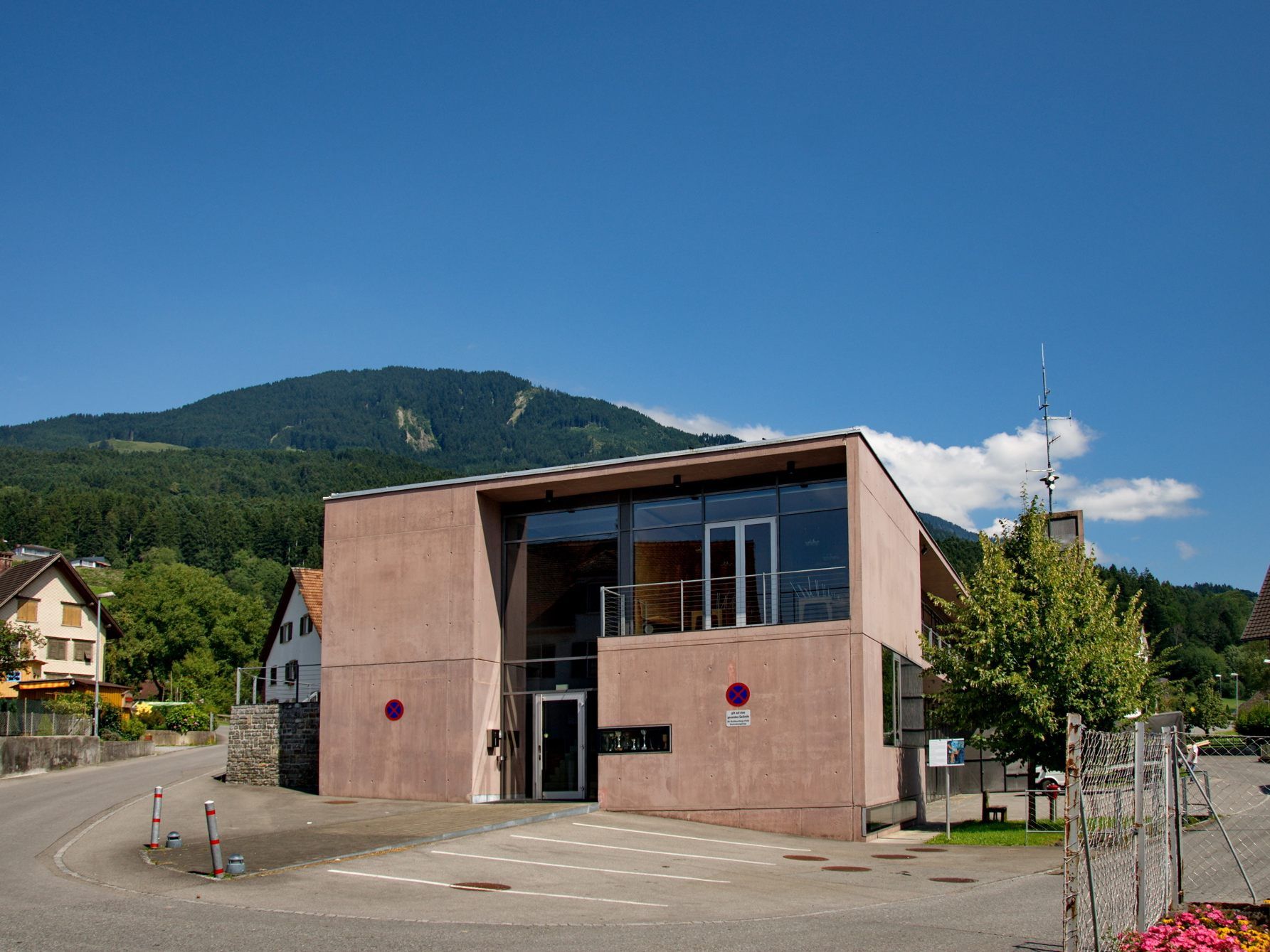 Feuerwehrhaus, Foto (C) Dr. Dieter Petras
