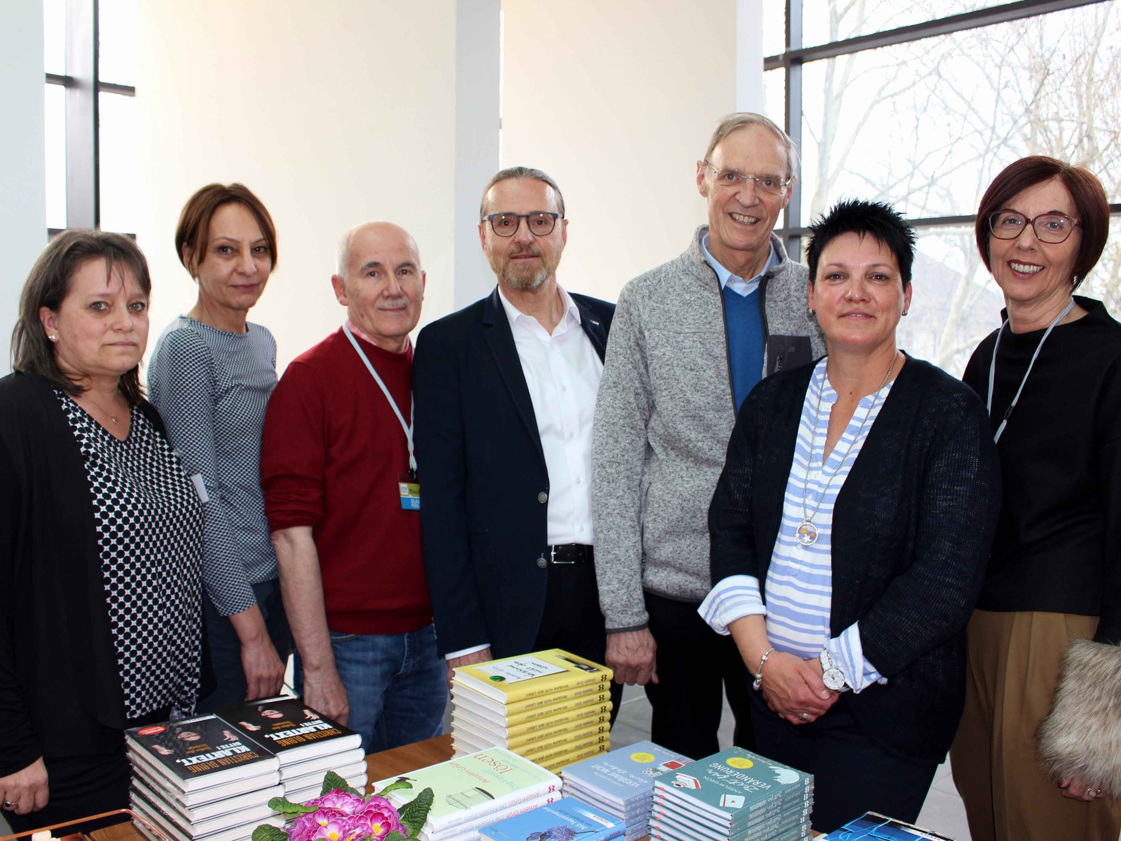 Die Leiblachtaler Pfarrgemeinden (Teamfoto) laden auch im Jahr 2020 mit neuen namhaften Referenten zum „Glaubensforum Leiblachtal“ – alle Informationen unter www.pfarre-lochau.at und www.pfarre-hoerbranz.at