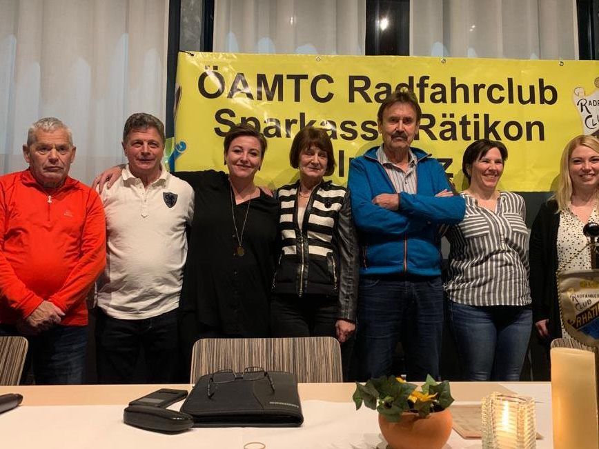 Das neu gewählte Präsidium Das neu gewählte Präsidium