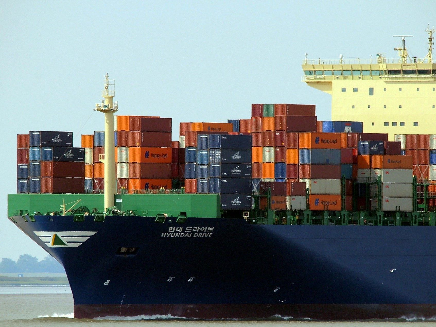 Auf dem größten Frachter der Welt haben 23.500 Container Platz. Auf dem größten Frachter der Welt haben 23.500 Container Platz.