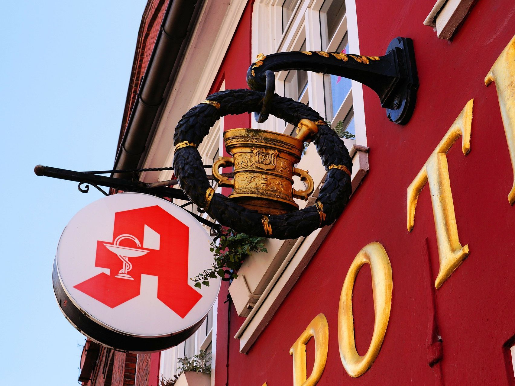 Die Apotheken haben während der Corona-Krise große Herausforderungen zu bewältigen Die Apotheken haben während der Corona-Krise große Herausforderungen zu bewältigen