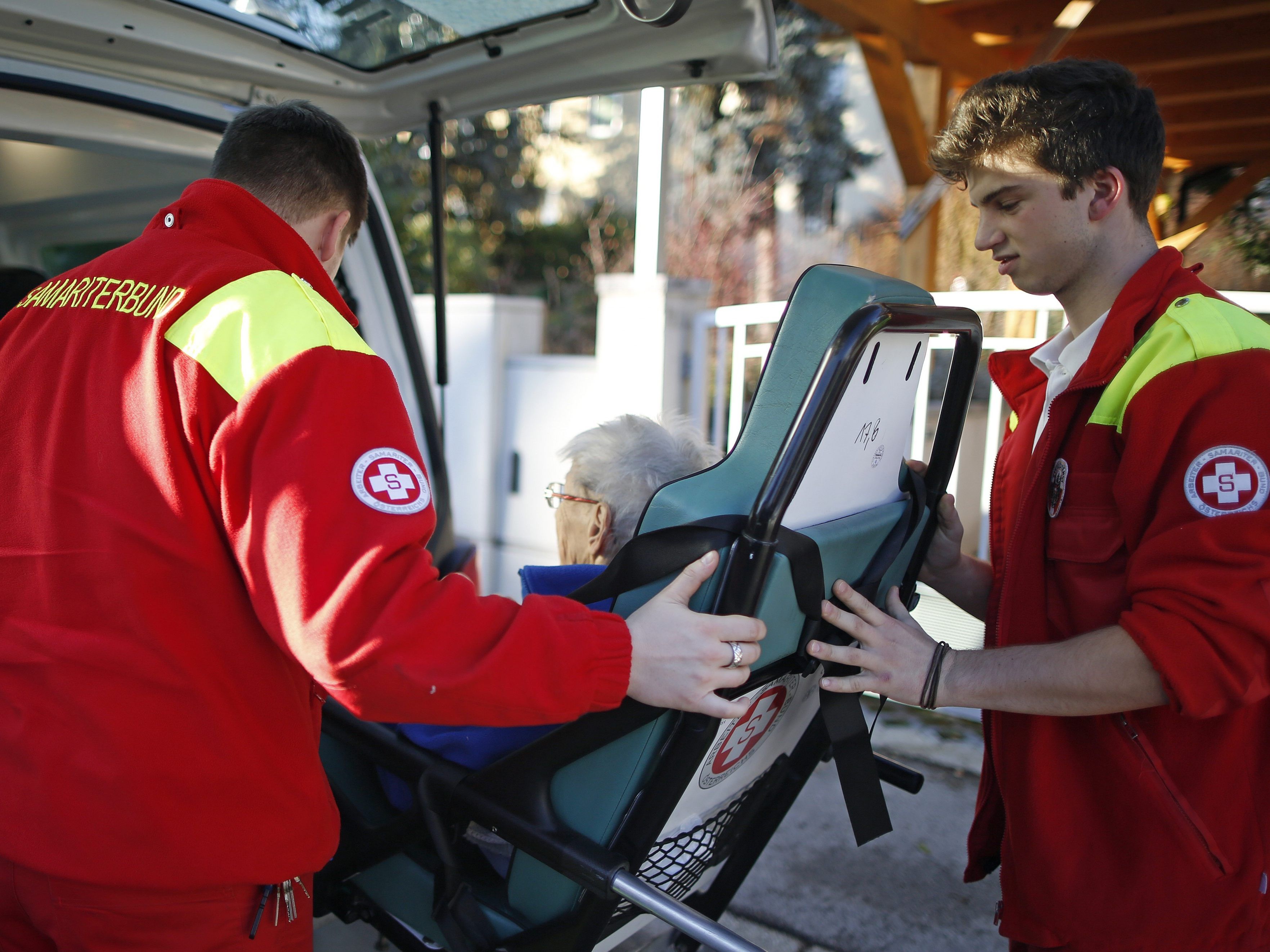 “Teiltauglichkeit” auch als Hoffnung für den Zivildienst - Österreich ...
