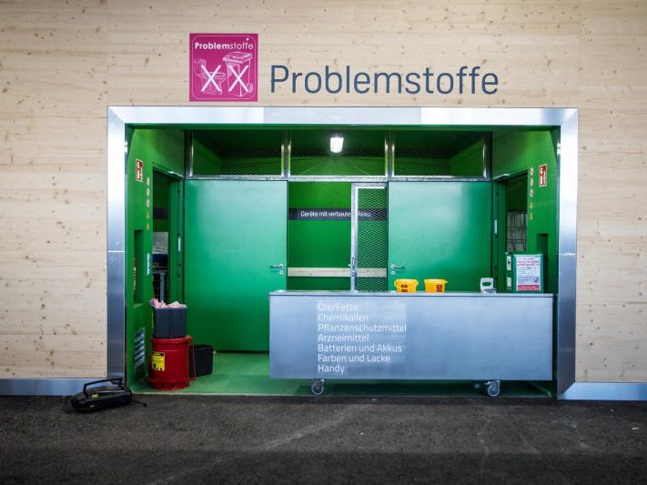 Das Abgeben von Problemstoffen ist aktuell nicht möglich Das Abgeben von Problemstoffen ist aktuell nicht möglich