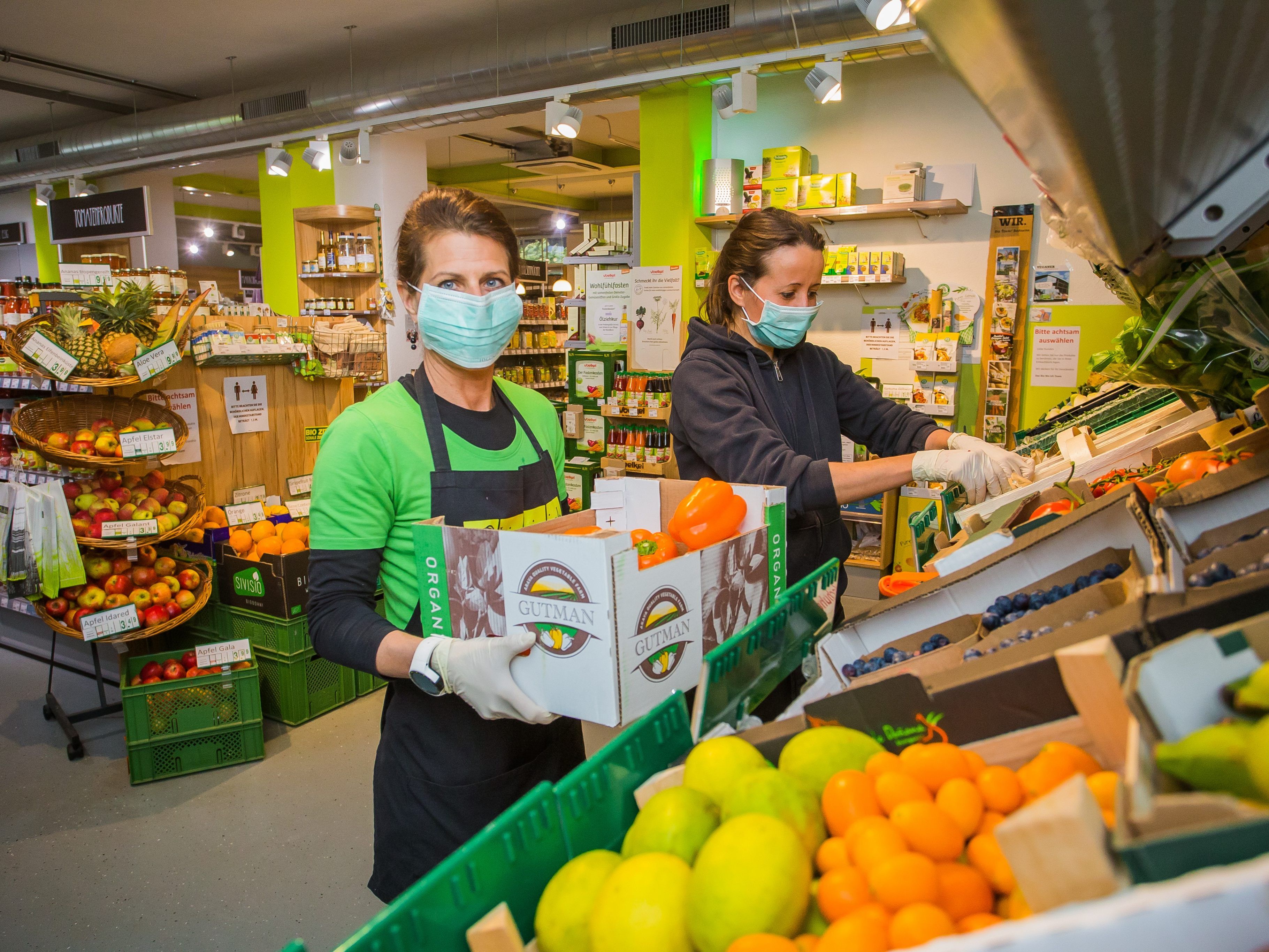 Auch Angestellte im Handel sollen einen Mindestlohn von 1700 Euro netto bekommen.