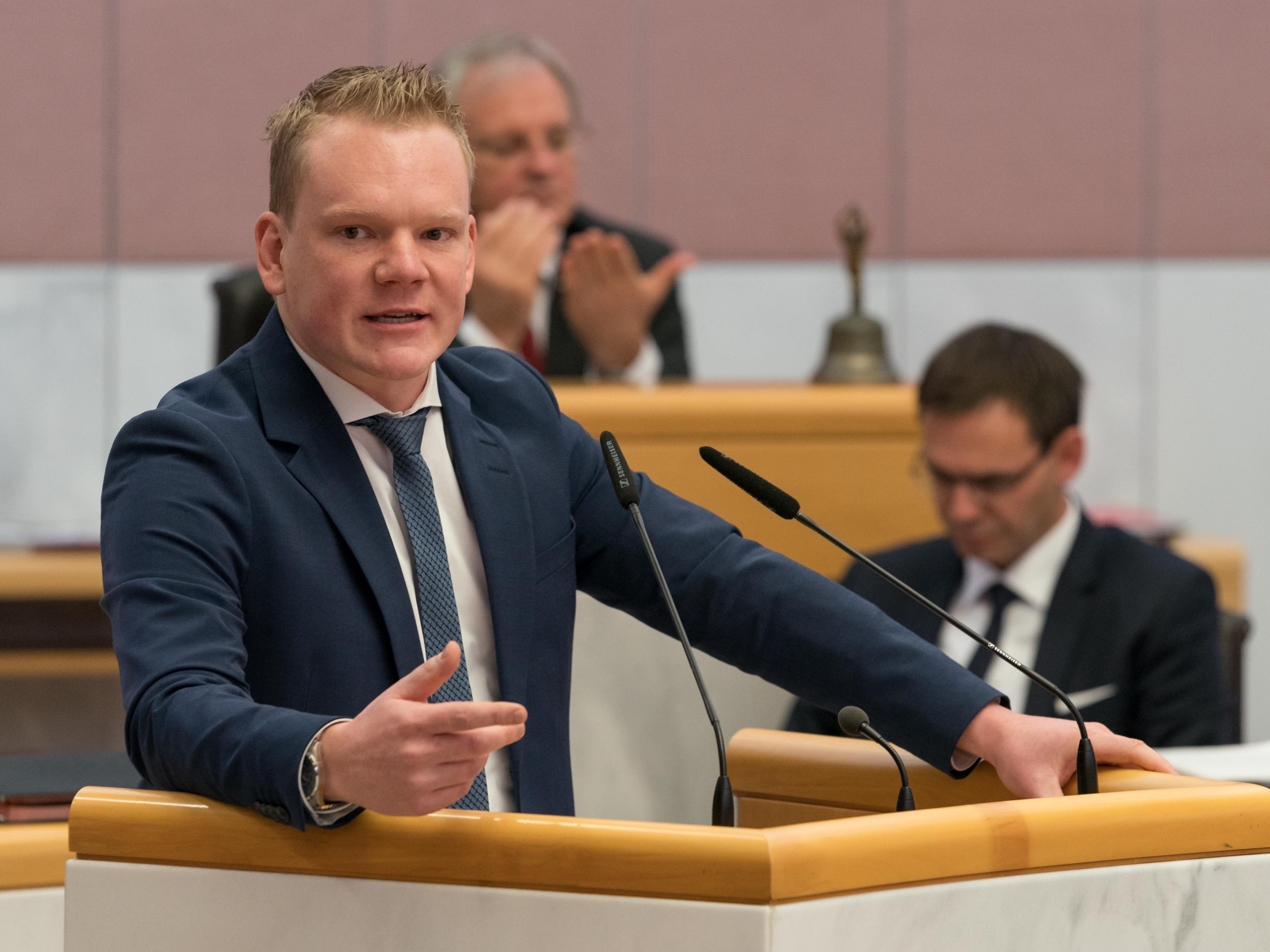 Die geplanten Maßnahmen der Regierung stoßen auf harte Kritik von Christof Bitschi.