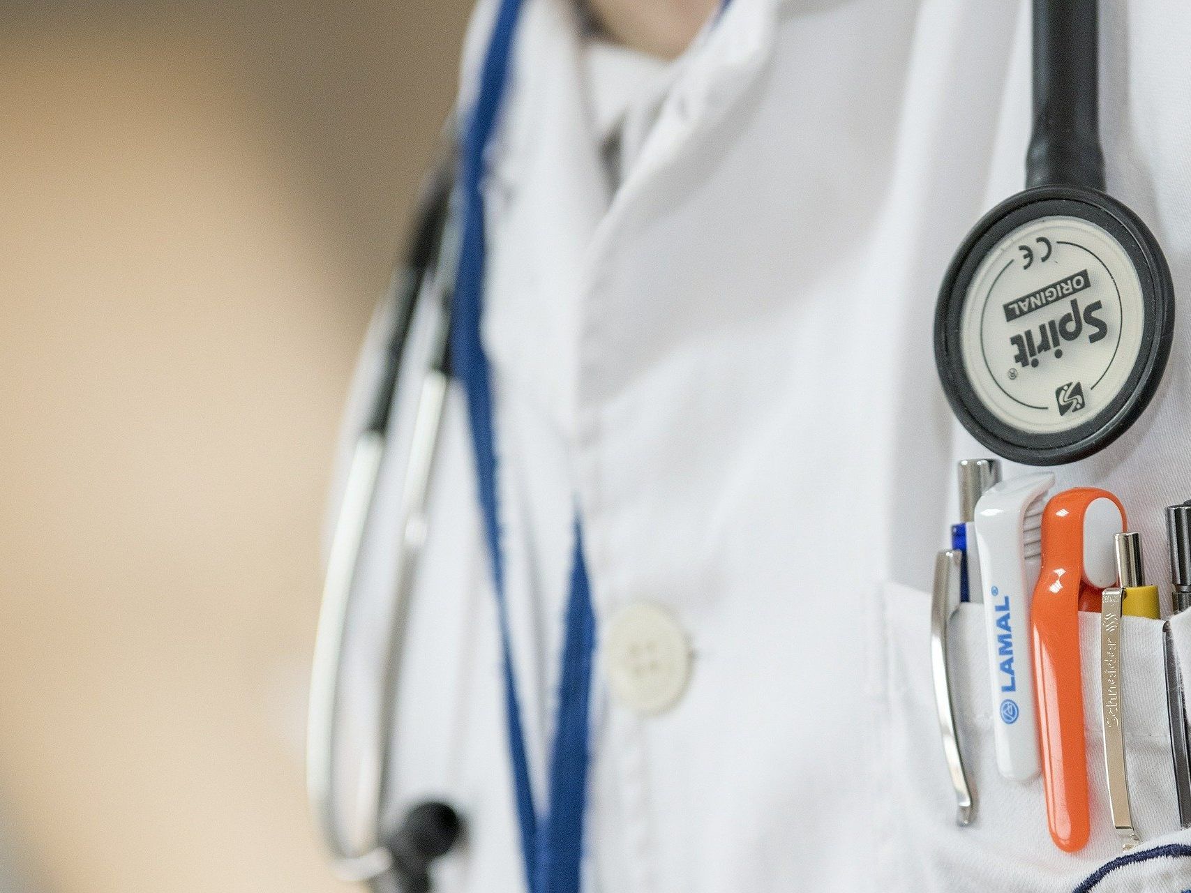 Durch das Beibehalten des Besuchsverbots in den Spitälern des Wiener KAV soll das Gesundheitspersonal geschützt werden. Durch das Beibehalten des Besuchsverbots in den Spitälern des Wiener KAV soll das Gesundheitspersonal geschützt werden.