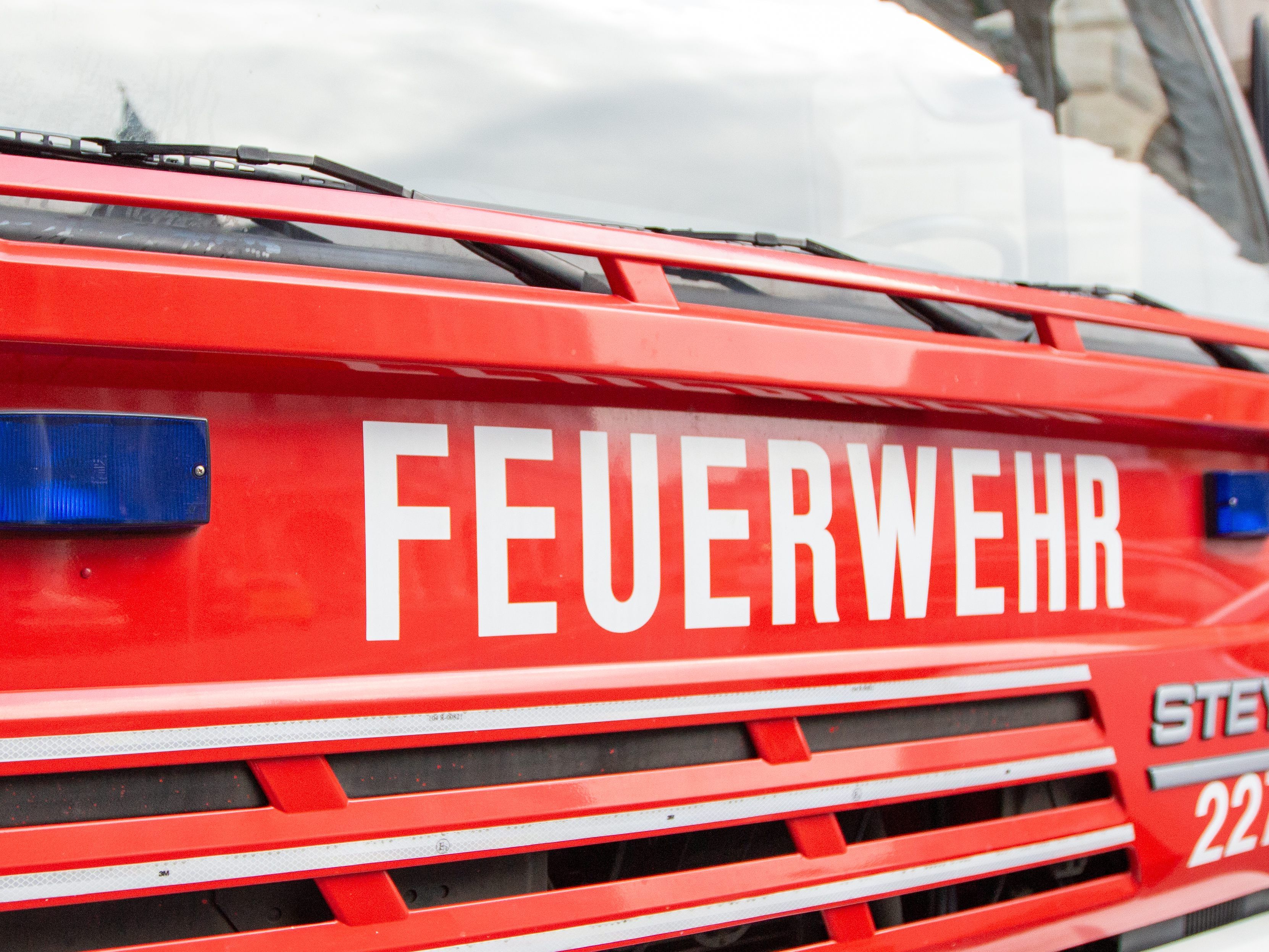 Die Feuerwehr konnte den Brand nach zwei Stunden löschen.