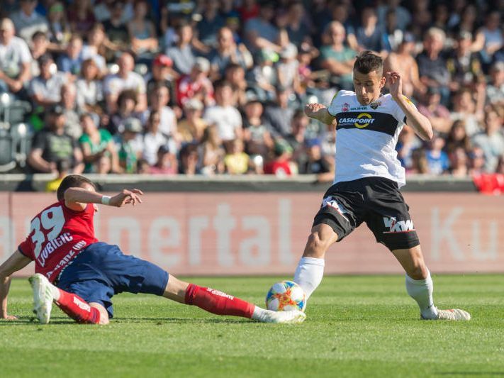 Fußball mit Publikum frühestens im Juli