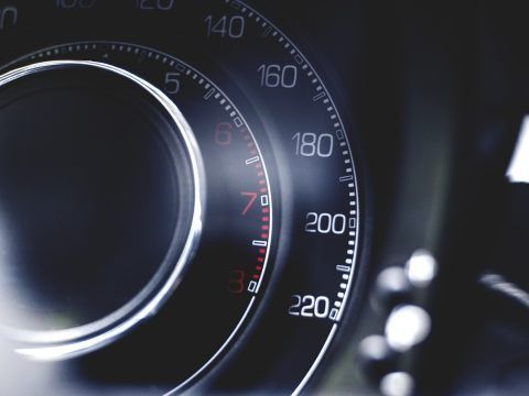 Gleich zwei Wiener Autofajrer wurden mit mehr als 140 km/h geblitzt.