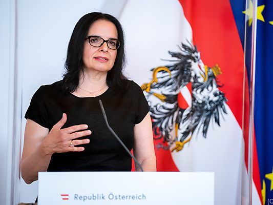 Kulturstaatssekretärin Andrea Mayer
