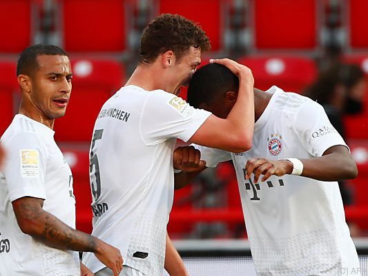 Die Bayern siegen auch vor leeren Rängen Die Bayern siegen auch vor leeren Rängen