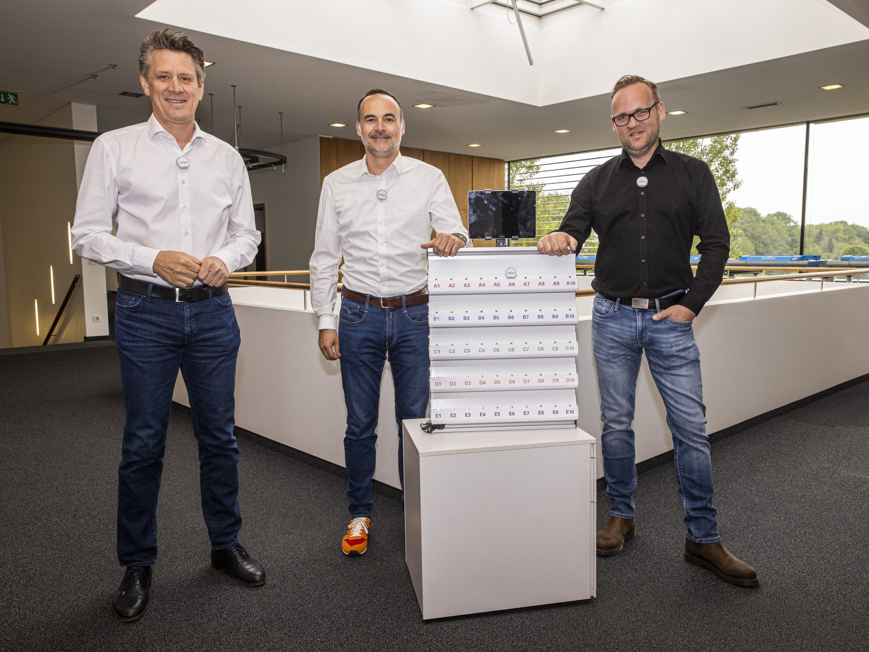 Von links nach rechts: Safedi-Erfinder Christian Beer (Heron), Unternehmer Andreas Karg und Lehrer Alexander Zoppel.