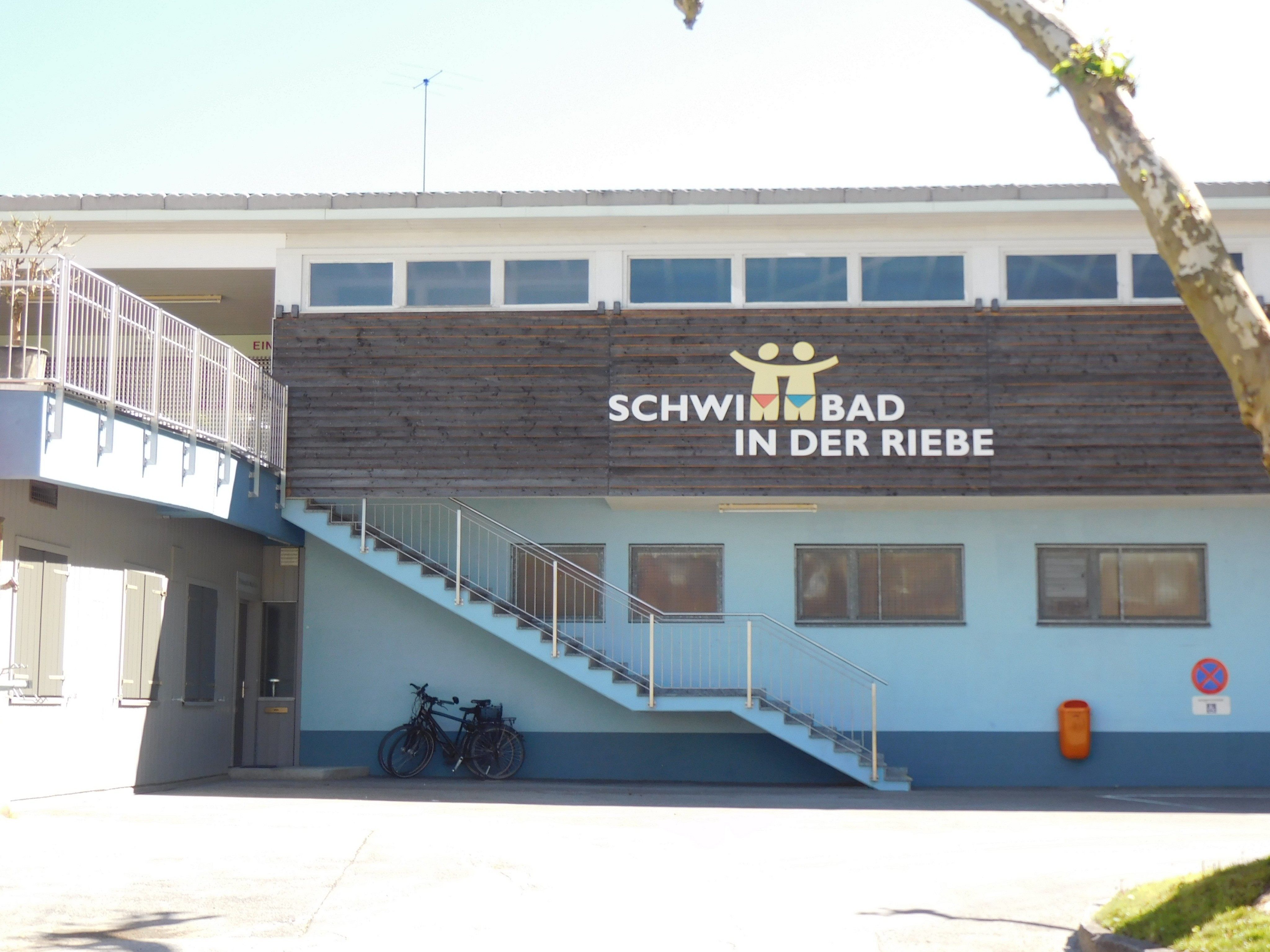 Das Götzner Schwimmbad in der Riebe hofft auf eine Öffnung am 30. Mai.