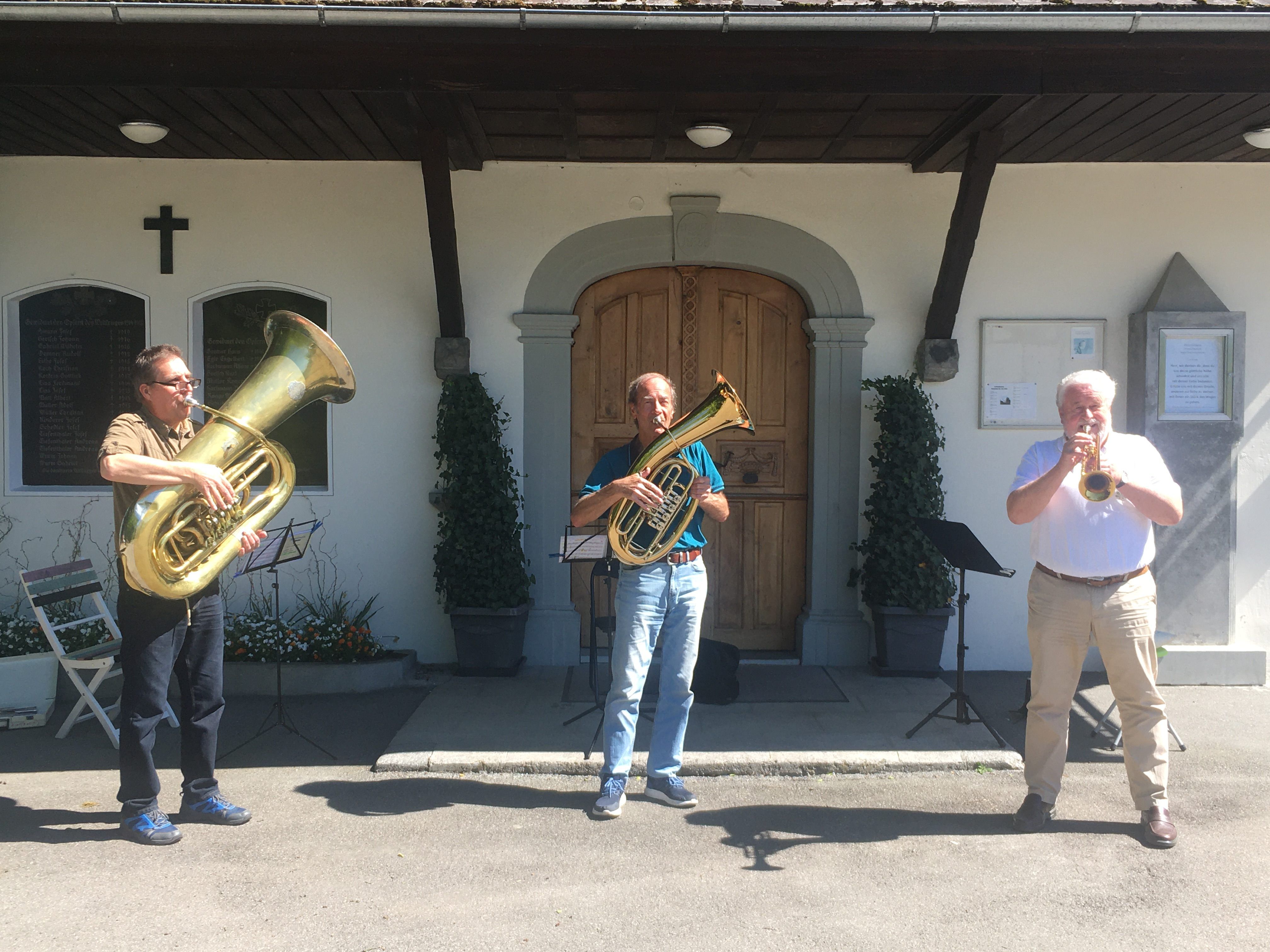 Die "Blasenbergler" spielen auf