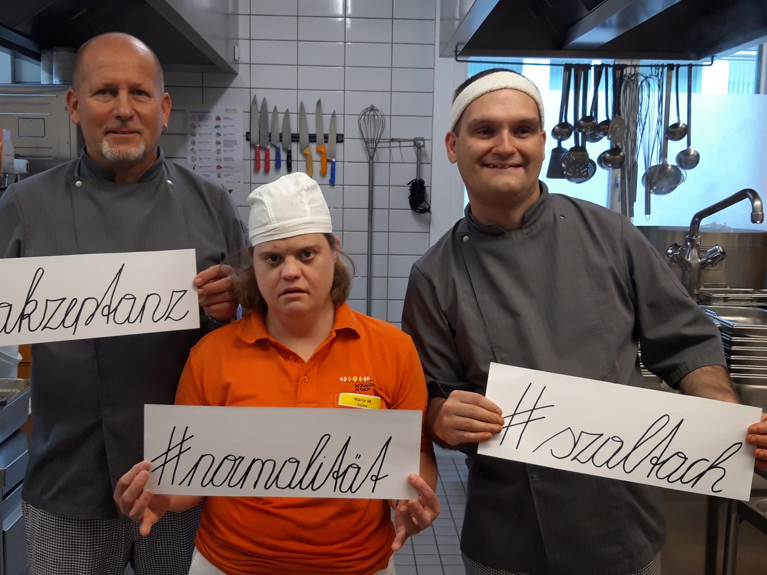 Küchenchef Elmar Karlinger mit Maria und Danny Küchenchef Elmar Karlinger mit Maria und Danny