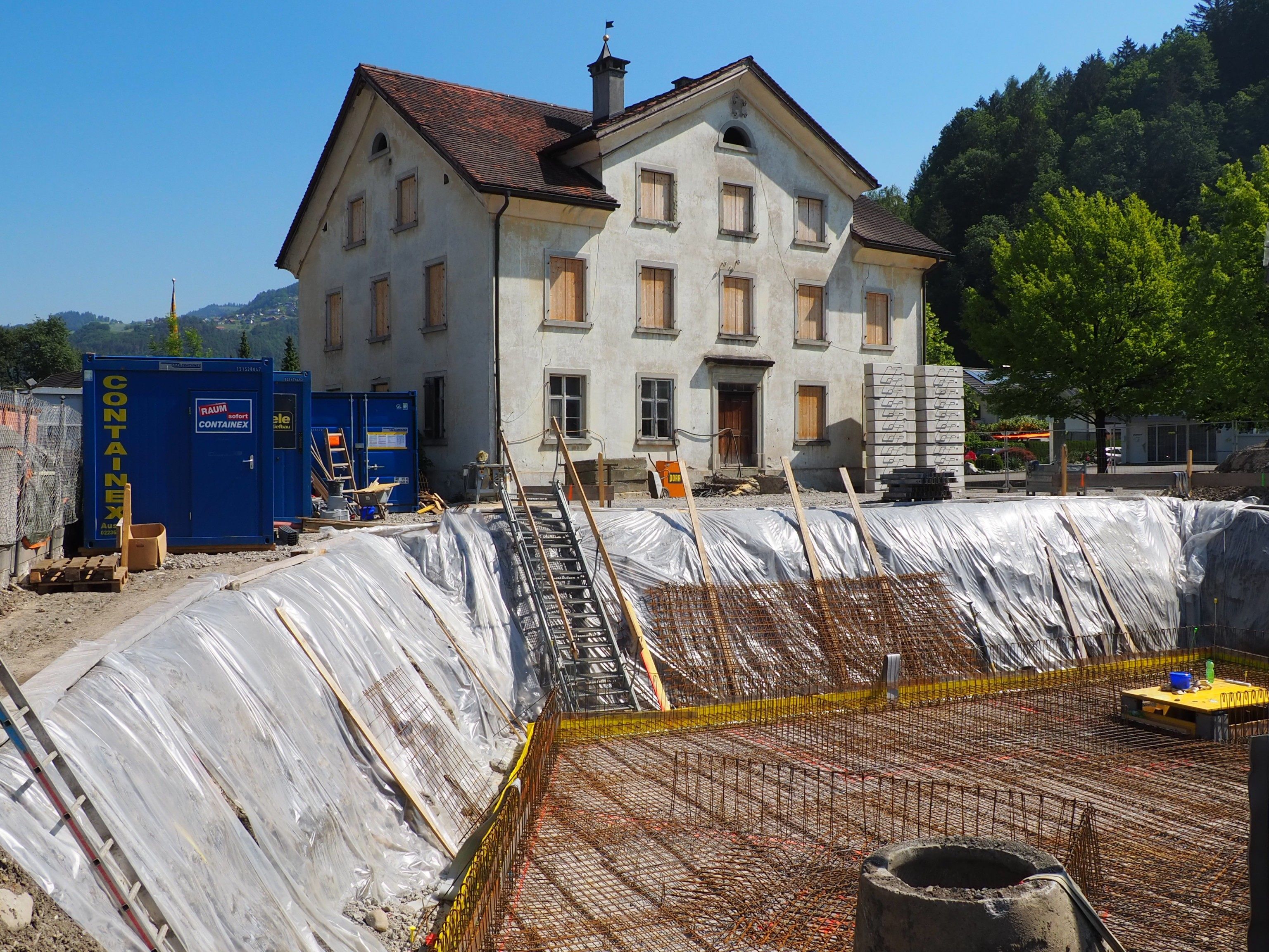 Baustart der Vogewosi beim ehemaligen Armenhaus in Muntlix