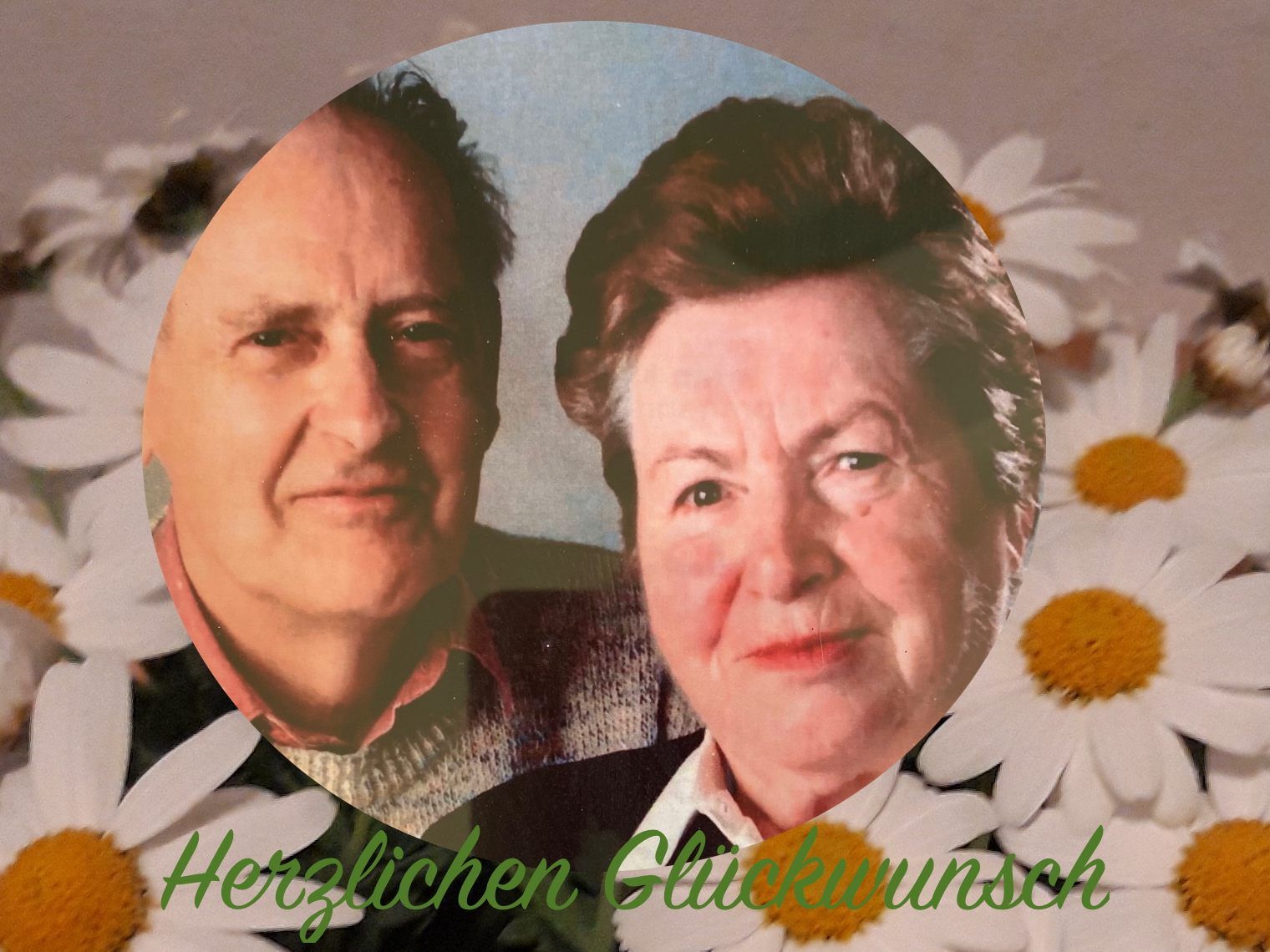 Heute ist ein besonderer Tag für Mumi und Onki - sie feiern glücklich eiserne Hochzeit und Mumie 97. Geburtstag.