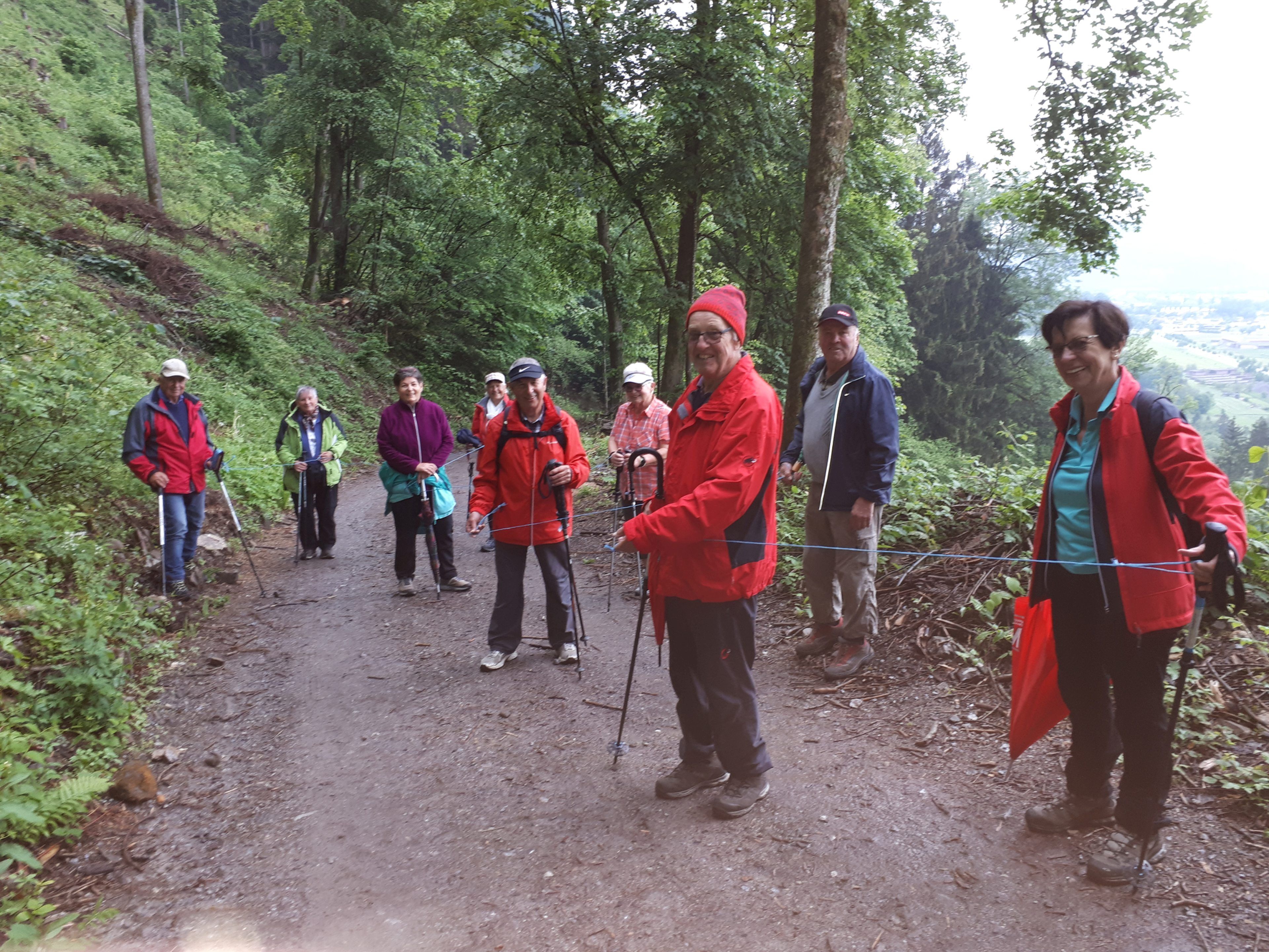 Der Seniorenbund bei seiner Wanderung auf den Schwefelberg