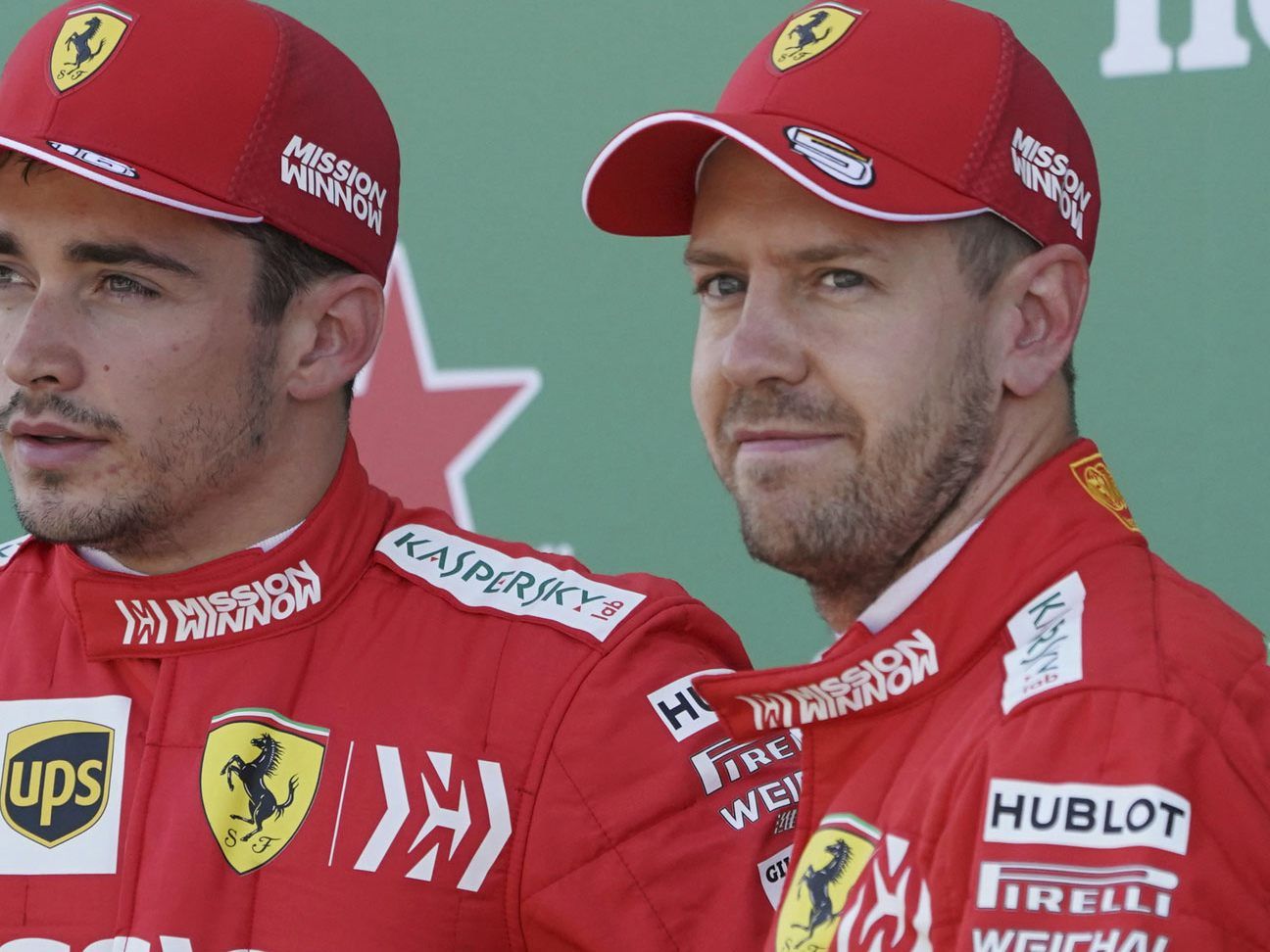 2021 keine Teamrivalen bei Ferrari mehr? Charles Leclerc (l.) und Sebastian Vettel. 2021 keine Teamrivalen bei Ferrari mehr? Charles Leclerc (l.) und Sebastian Vettel.