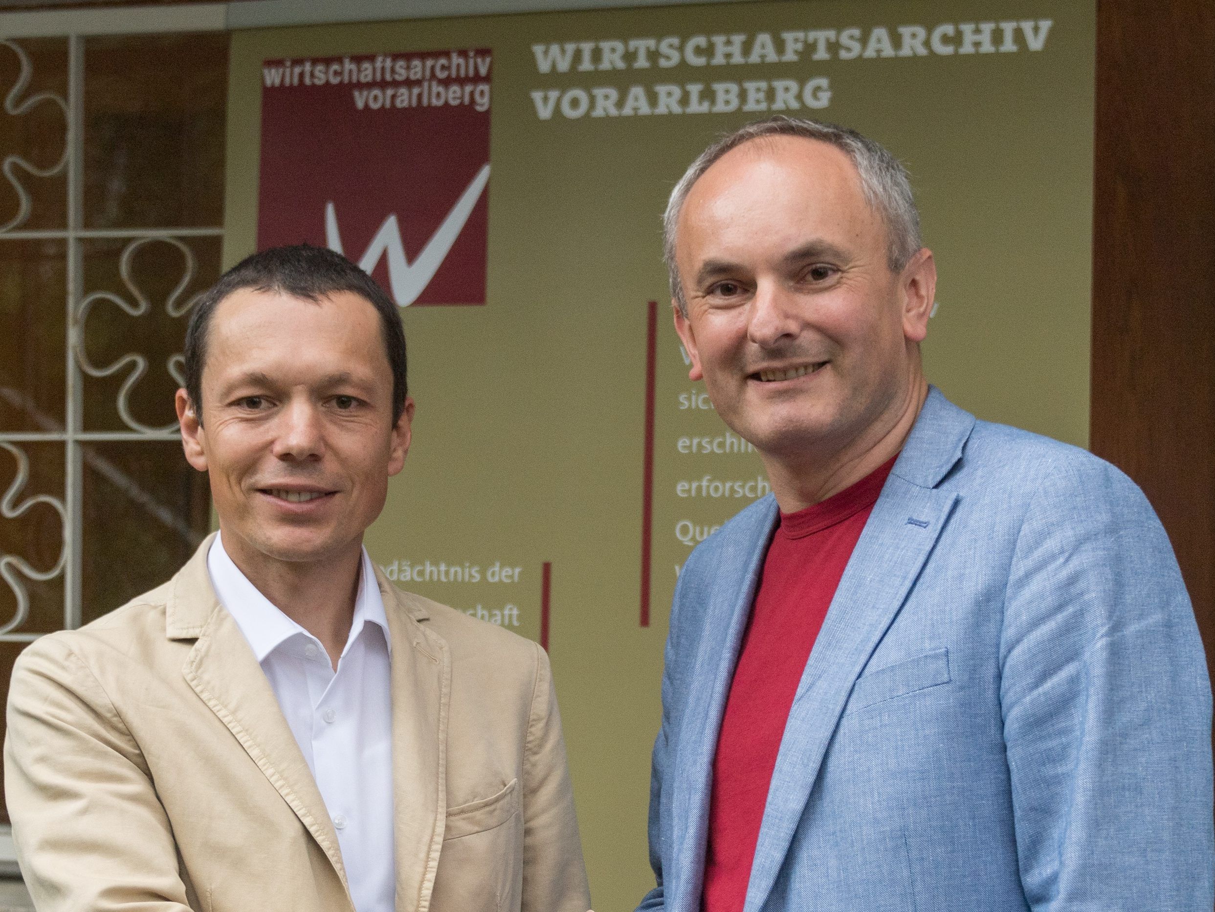 Das Wirtschaftsarchiv-Team mit Archivar Christian Feurstein und GF Gerhard Siegl