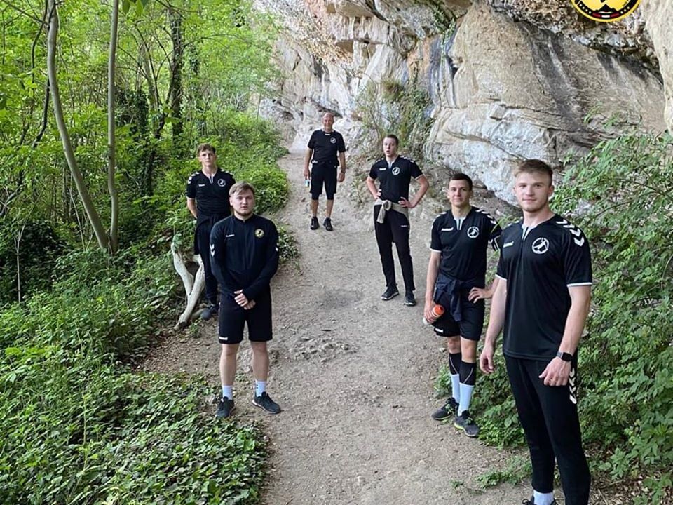 Bregenz Handball trainiert in Kleingruppen.