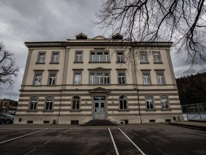 Die Volksschule Sebastianplatz in Feldkirch-Gisingen.