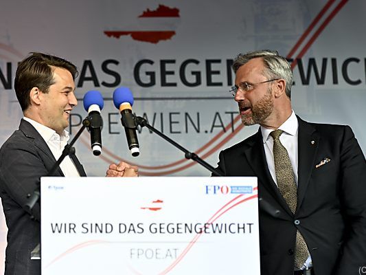 Parteichef Hofer findet das Coronavirus nicht gefährlich Parteichef Hofer findet das Coronavirus nicht gefährlich