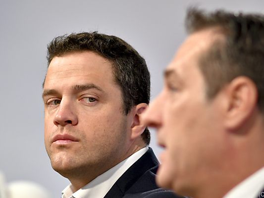 Gudenus vermutet bei Strache Verdrängungsmechanismus Gudenus vermutet bei Strache Verdrängungsmechanismus