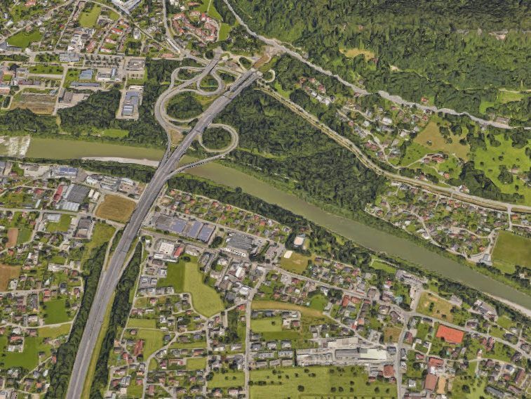 Auf dem Dammweg in Kennelbach gestürzt