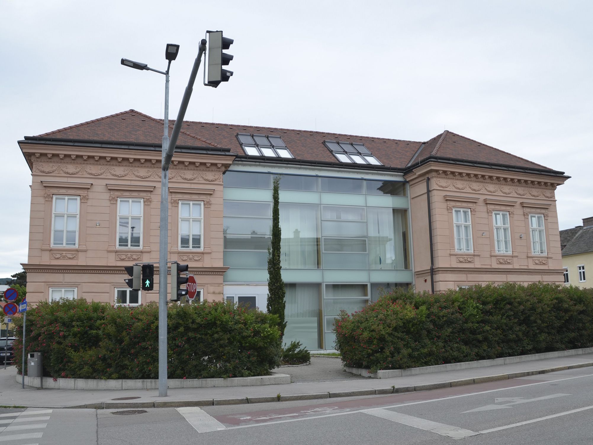 Die Badener Kinderwunschklinik will vor einer weiteren Stellungnahme die Ermittlungsergebnisse abwarten.