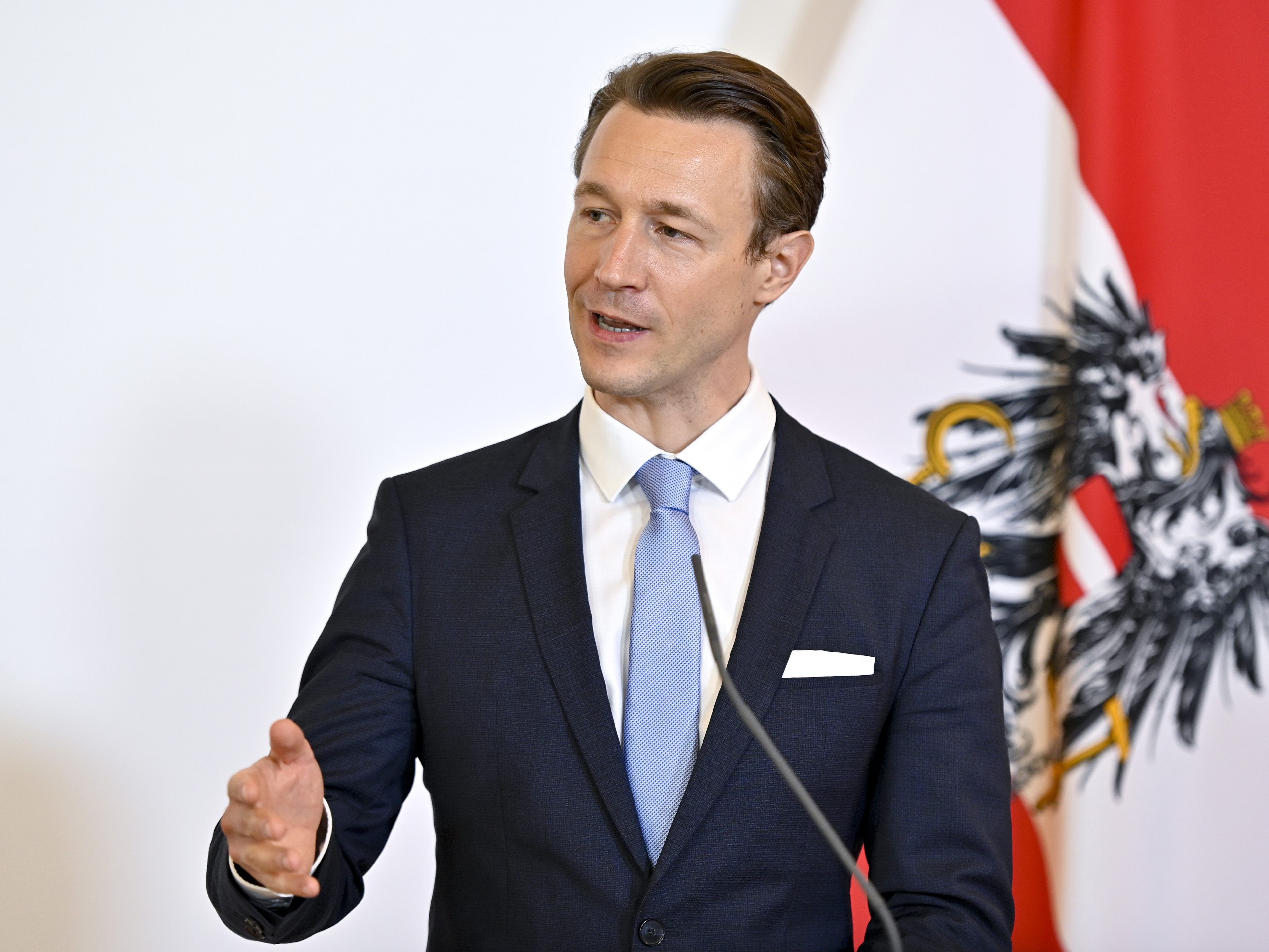 Gernot Blümel wirbt um neue Mitarbeiter für die Finanzverwaltung. Gernot Blümel wirbt um neue Mitarbeiter für die Finanzverwaltung.